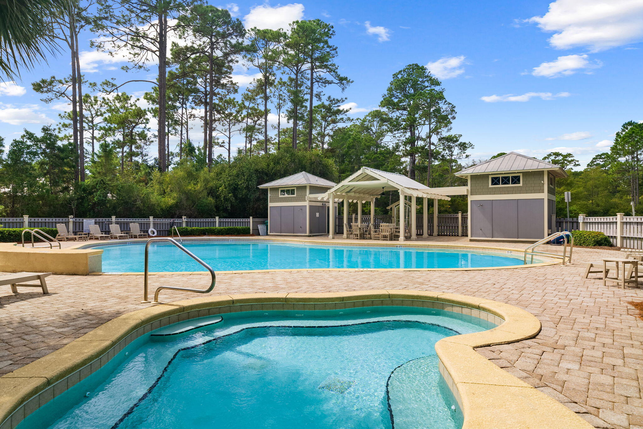 GRAYTON BAYOU - Land