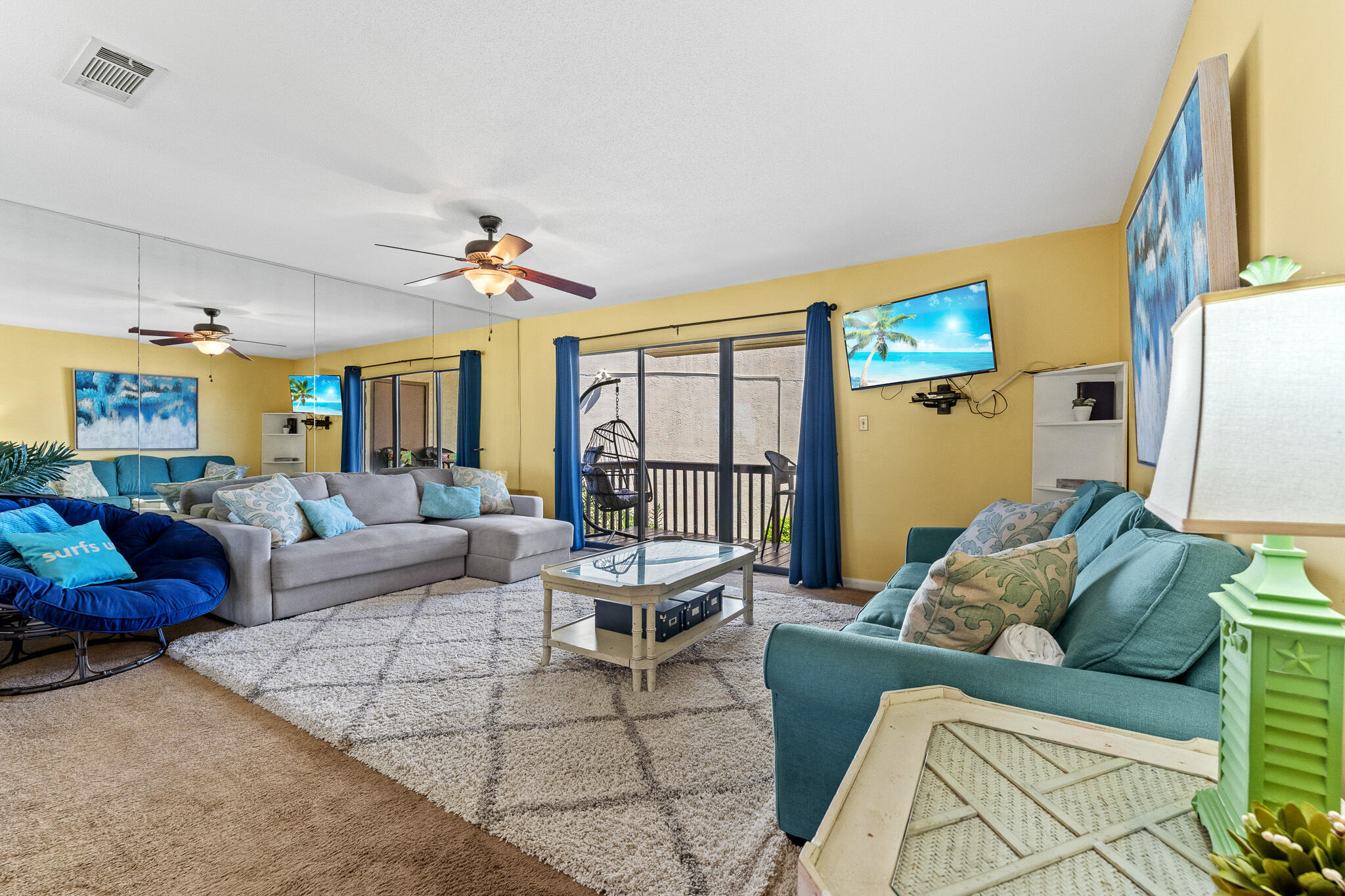 BLUE SURF TOWNHOMES - Residential