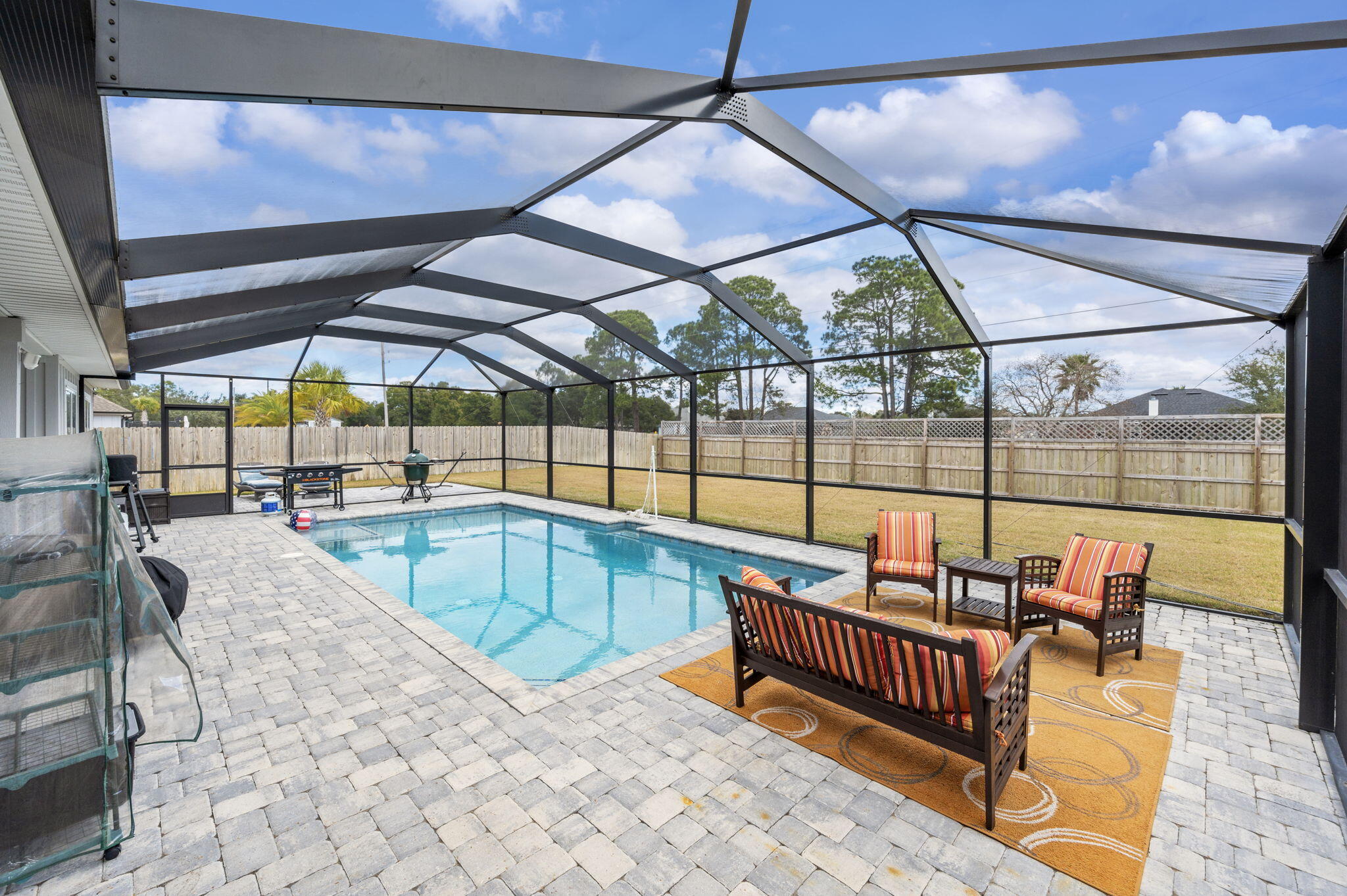 WATER'S EDGE - Residential