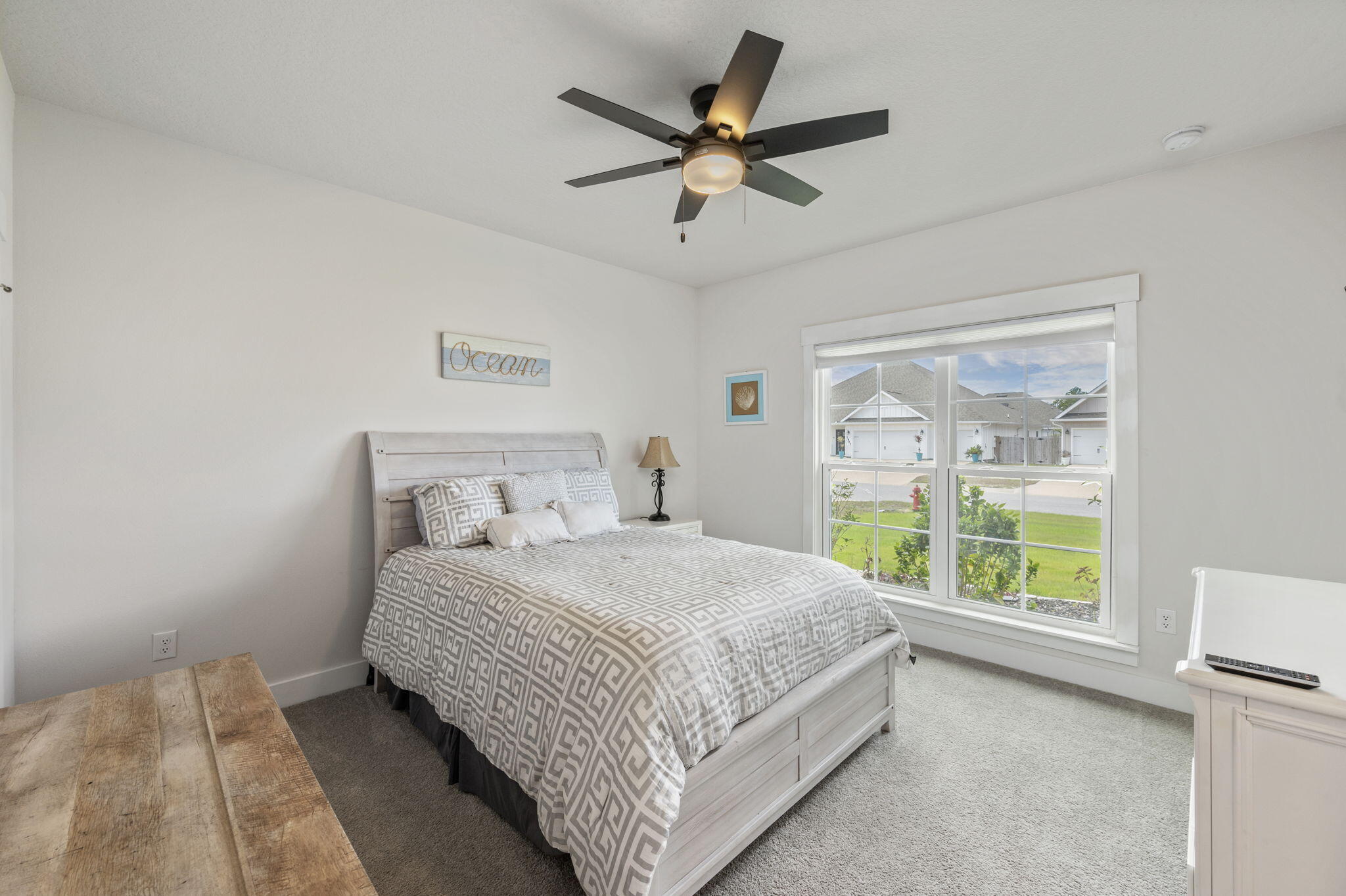 WATER'S EDGE - Residential