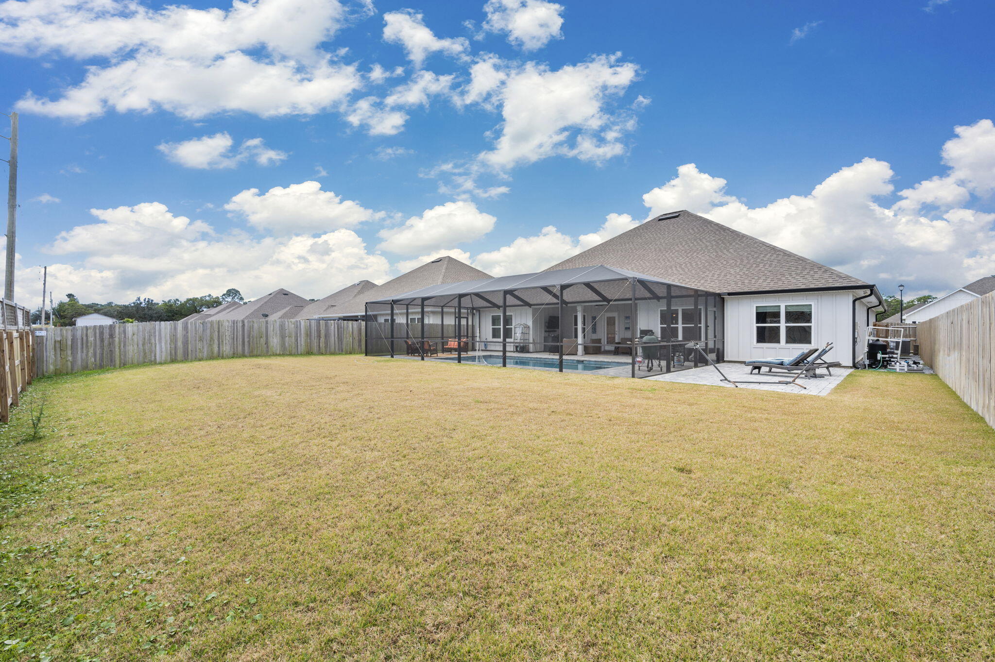 WATER'S EDGE - Residential