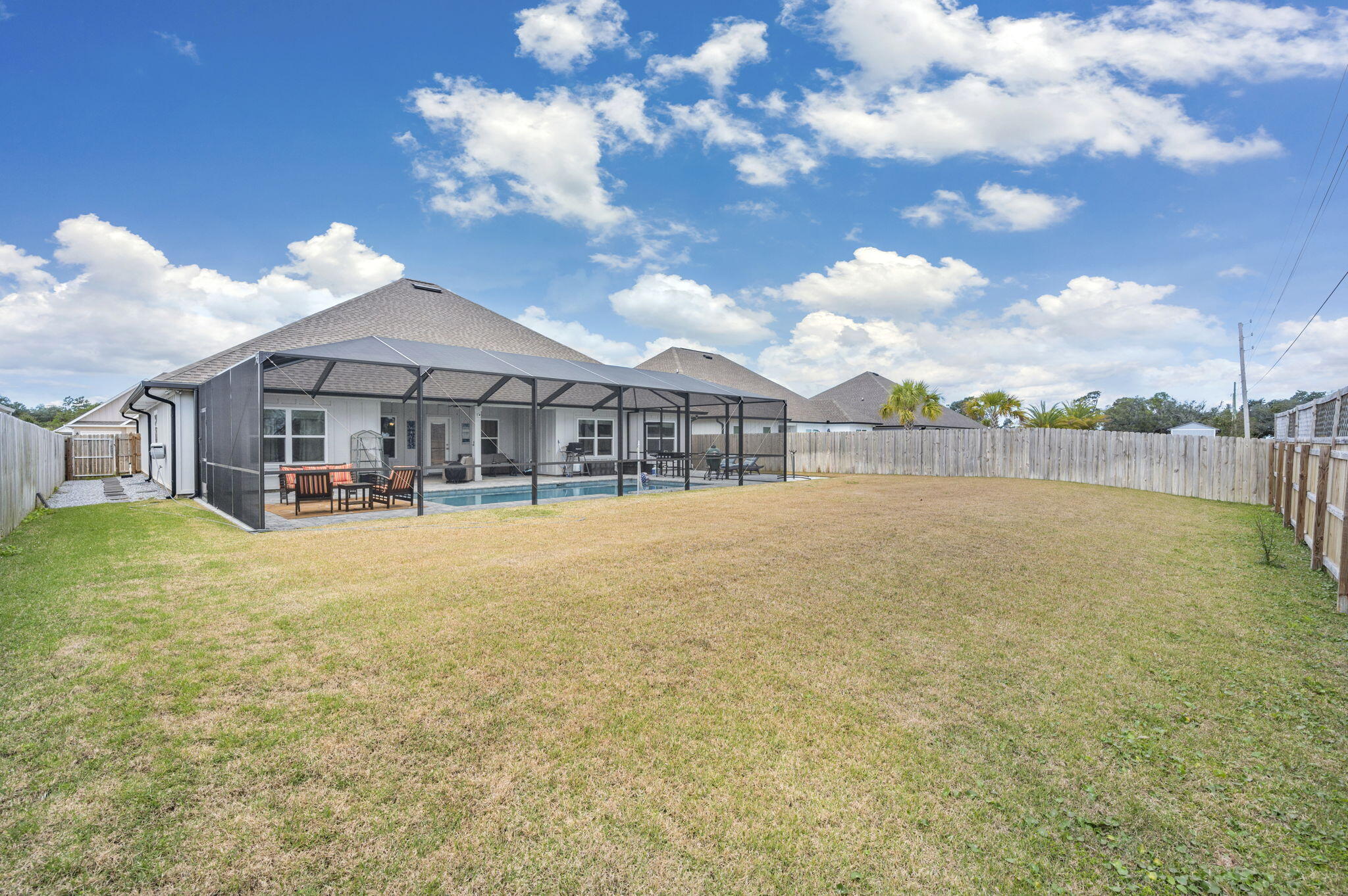 WATER'S EDGE - Residential