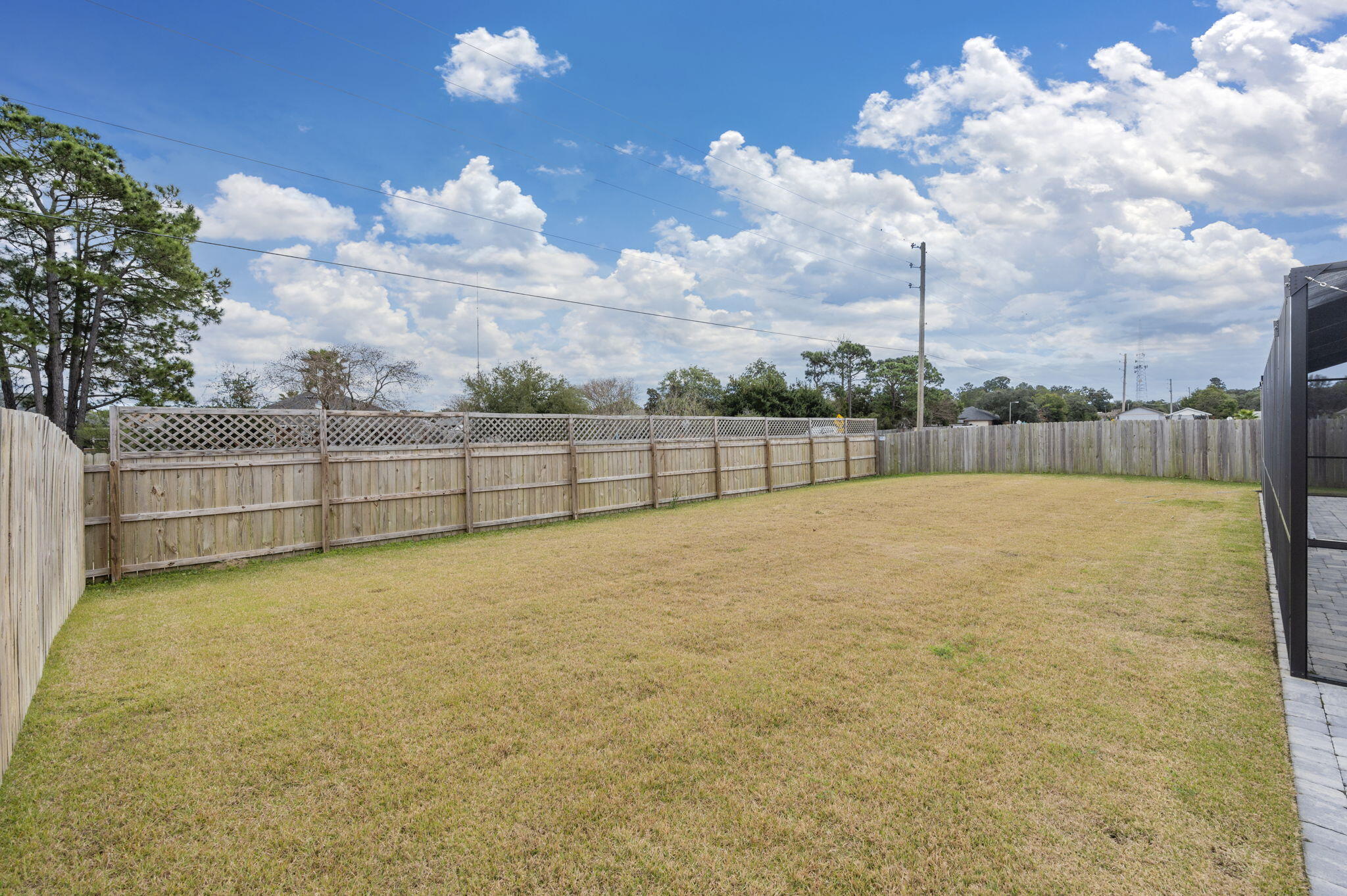 WATER'S EDGE - Residential