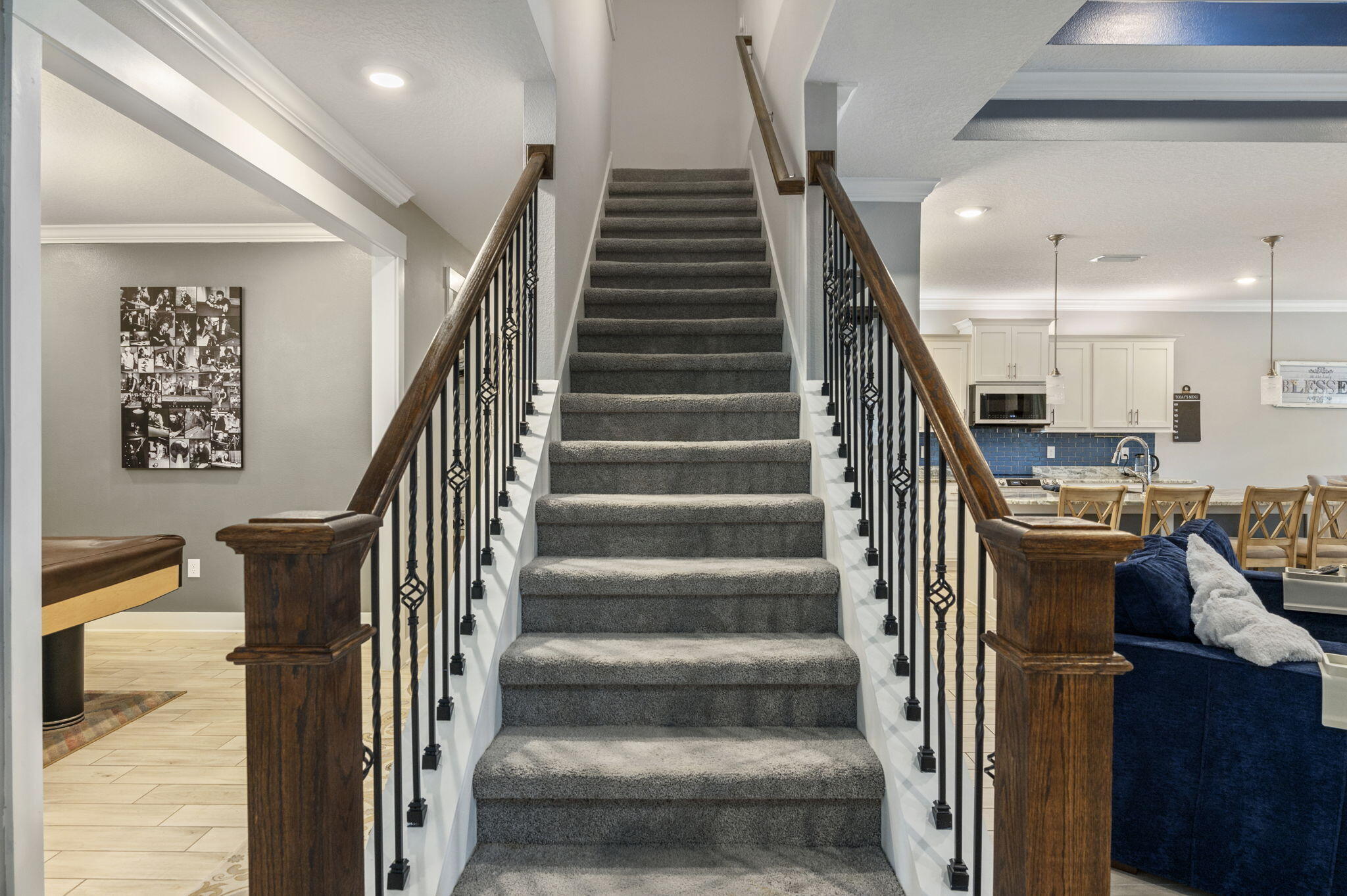 WATER'S EDGE - Residential