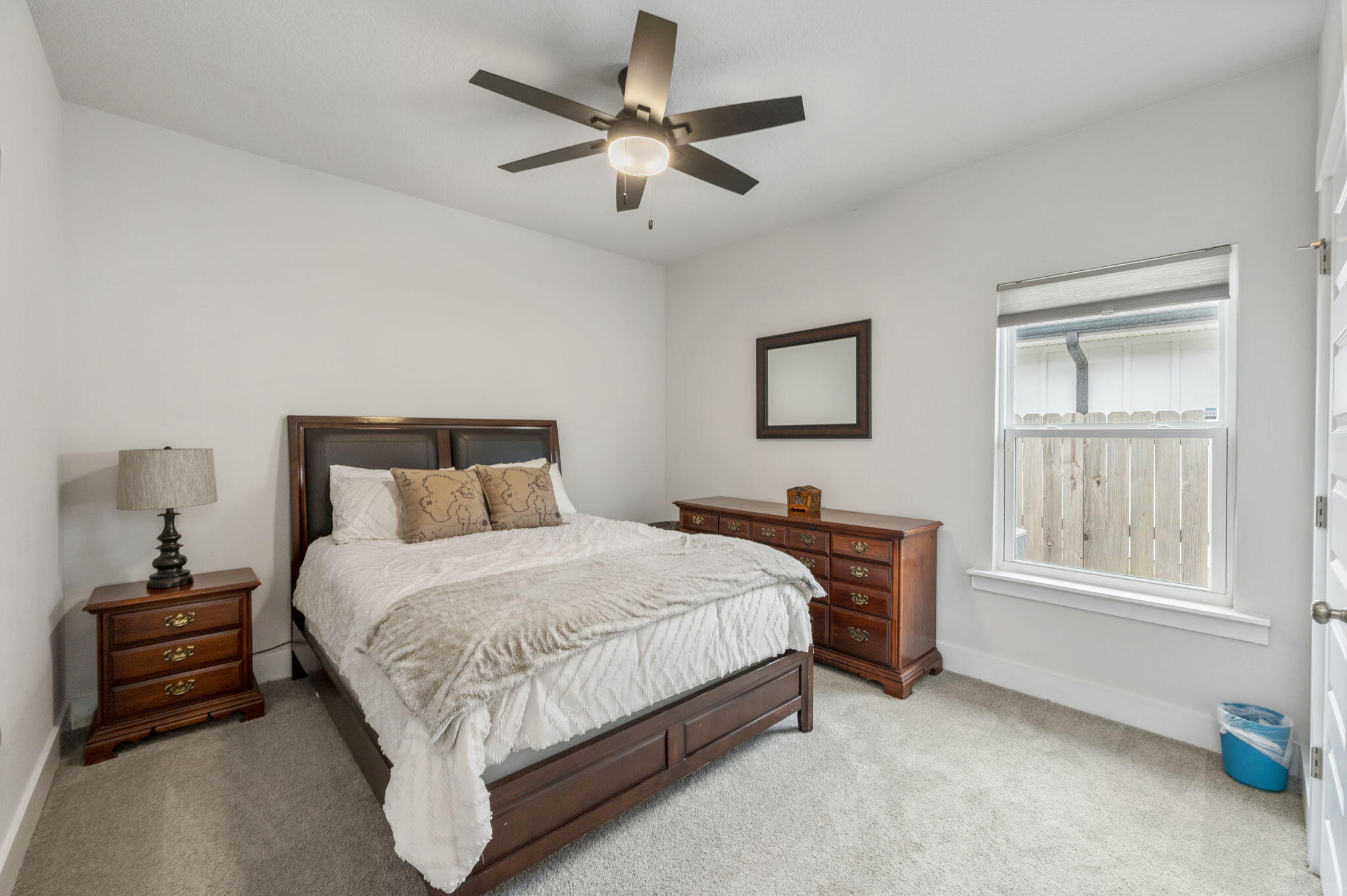 WATER'S EDGE - Residential