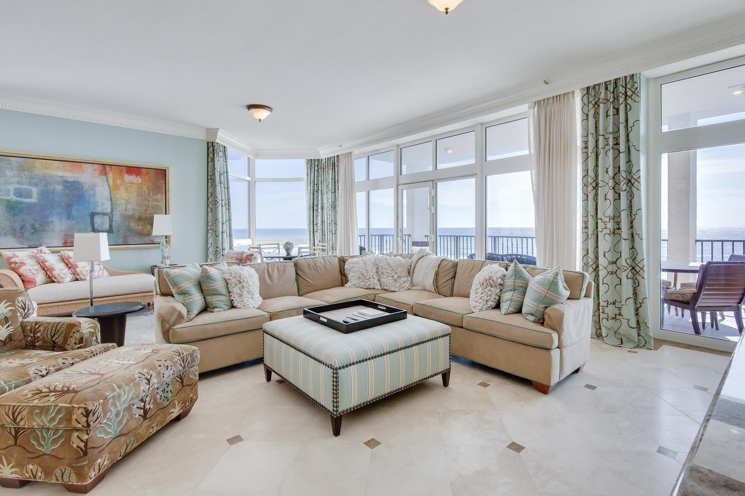 REGENCY TOWERS - Residential