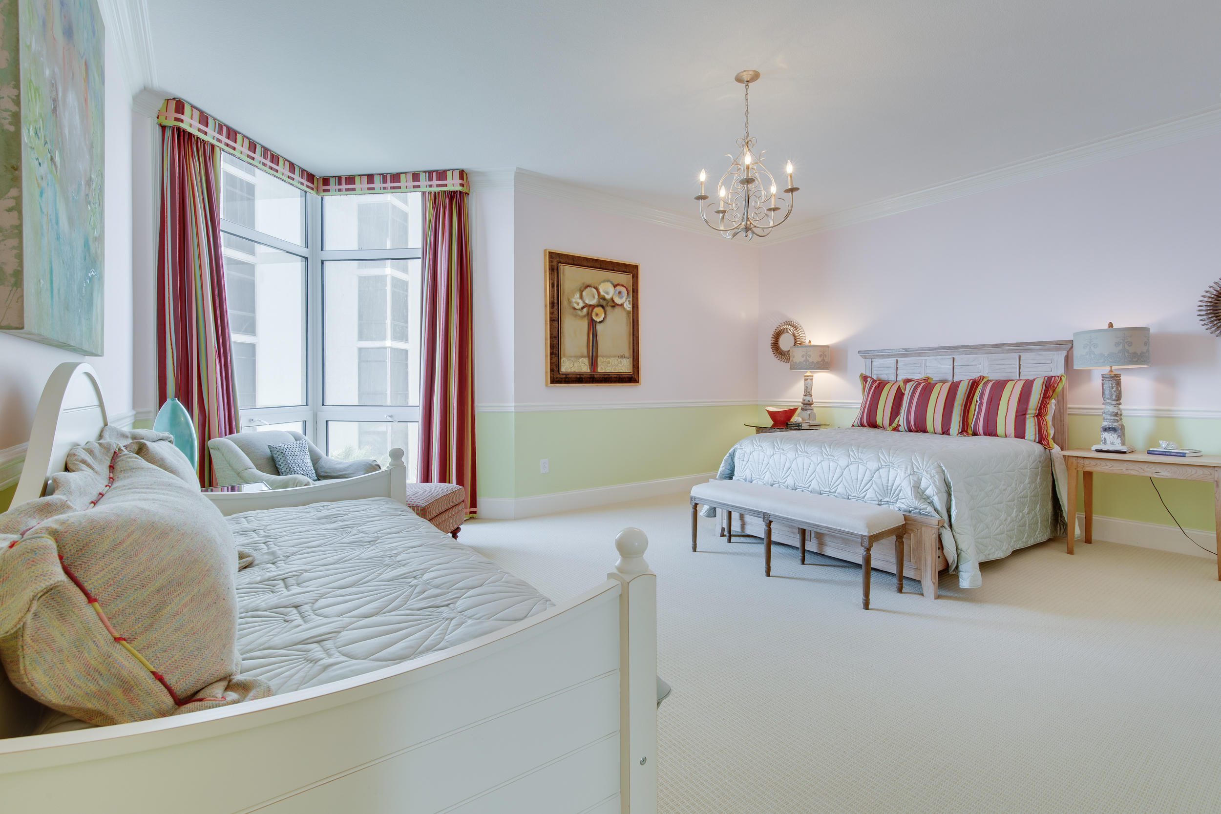 REGENCY TOWERS - Residential