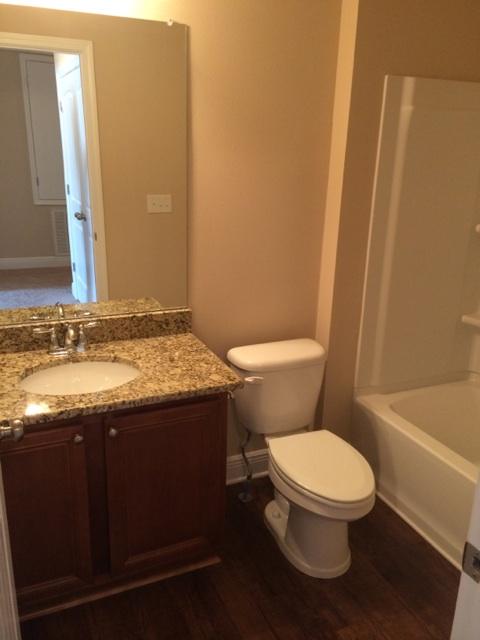 RESERVE POINTE - Residential Lease