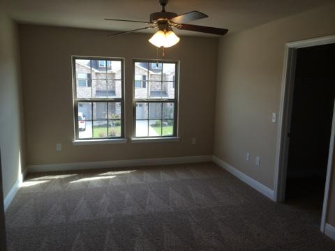 RESERVE POINTE - Residential Lease