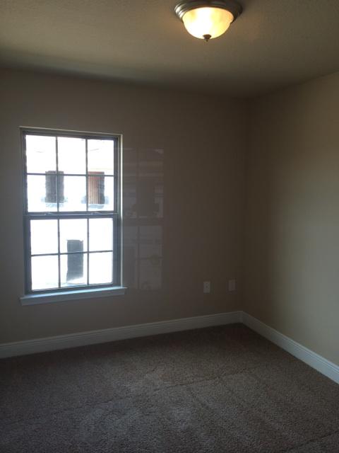 RESERVE POINTE - Residential Lease