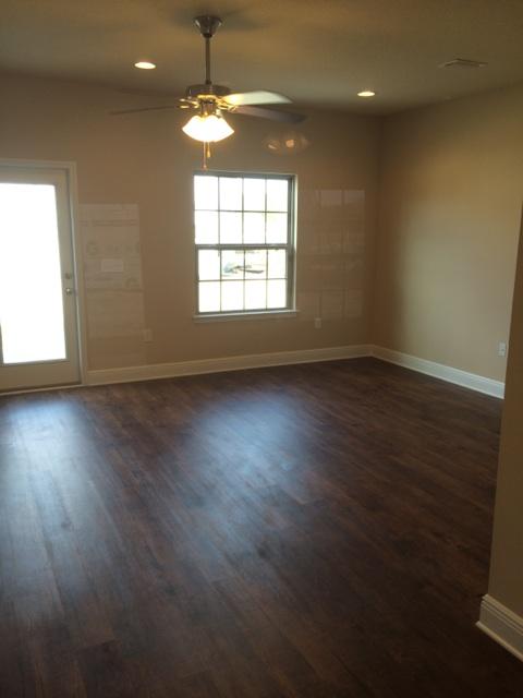 RESERVE POINTE - Residential Lease