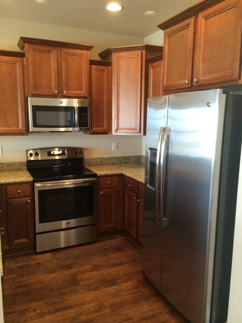 RESERVE POINTE - Residential Lease