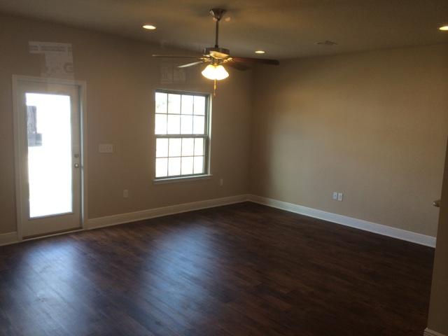 RESERVE POINTE - Residential Lease