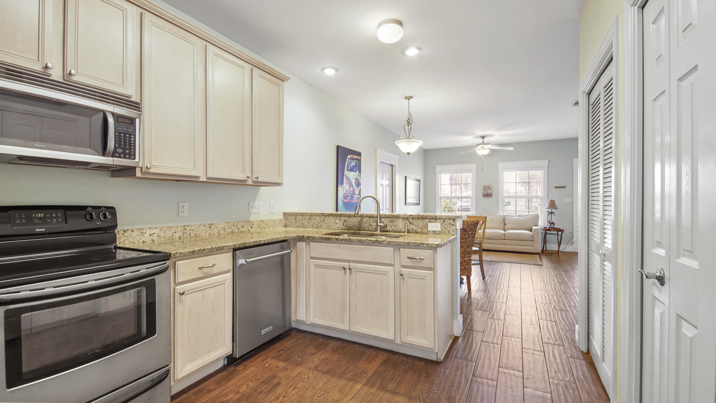 Miramar Palms - Residential