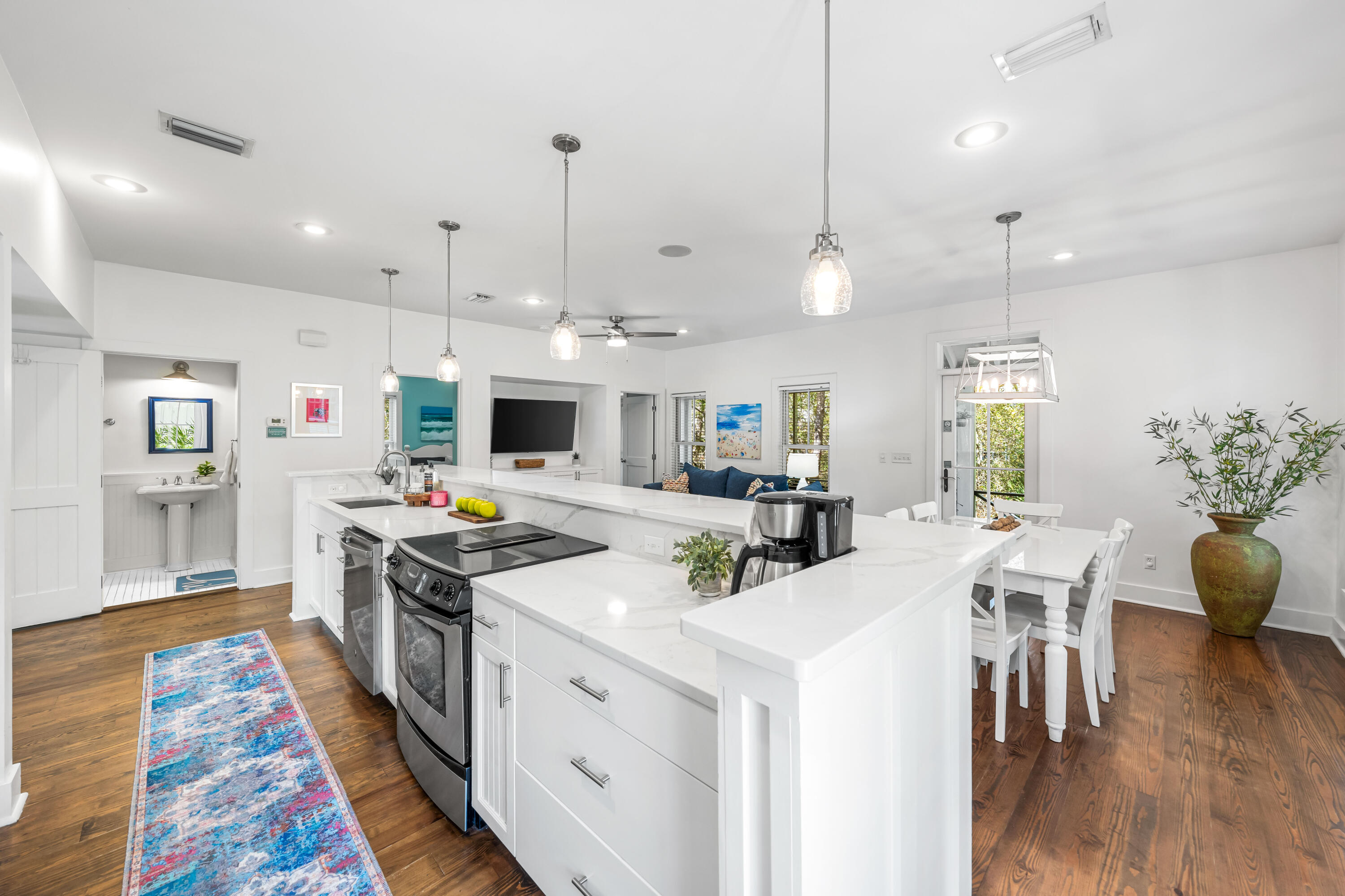 MAGNOLIA COTTAGES - Residential