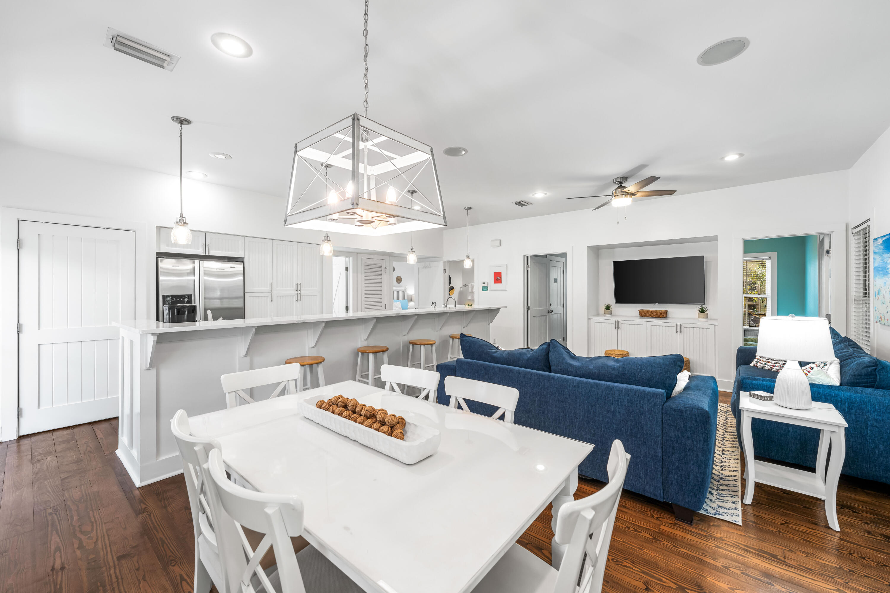 MAGNOLIA COTTAGES - Residential