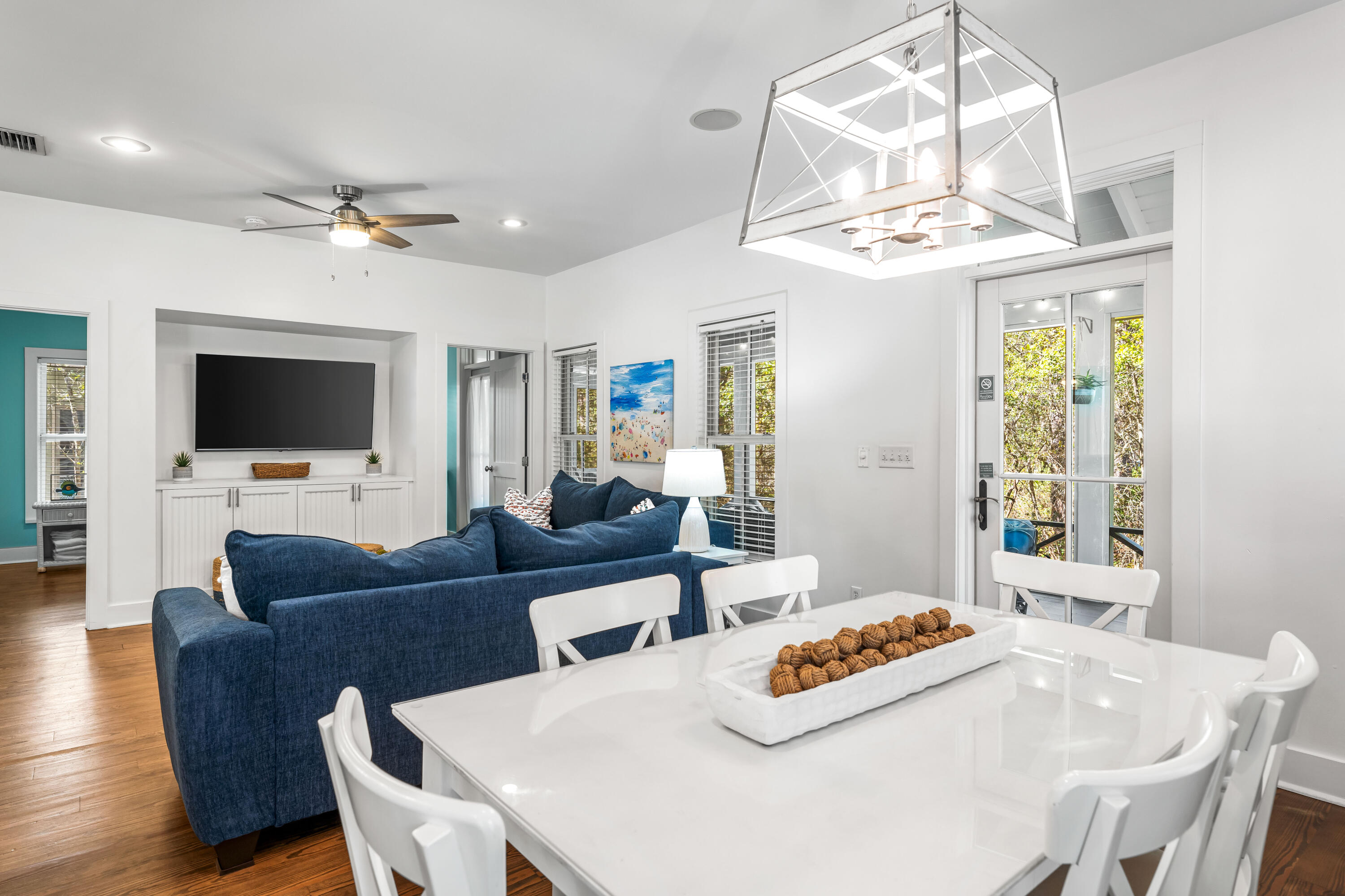 MAGNOLIA COTTAGES - Residential