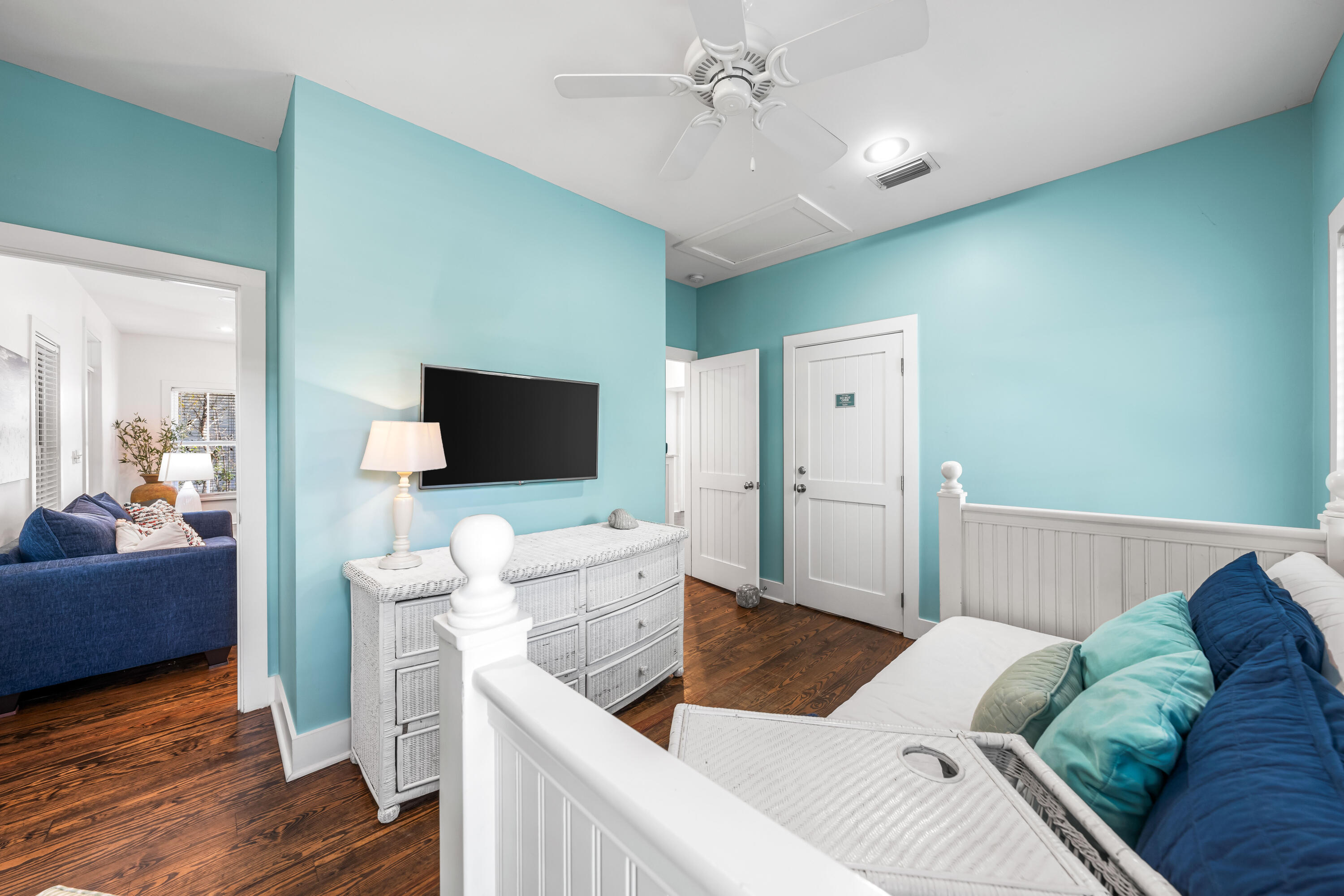 MAGNOLIA COTTAGES - Residential