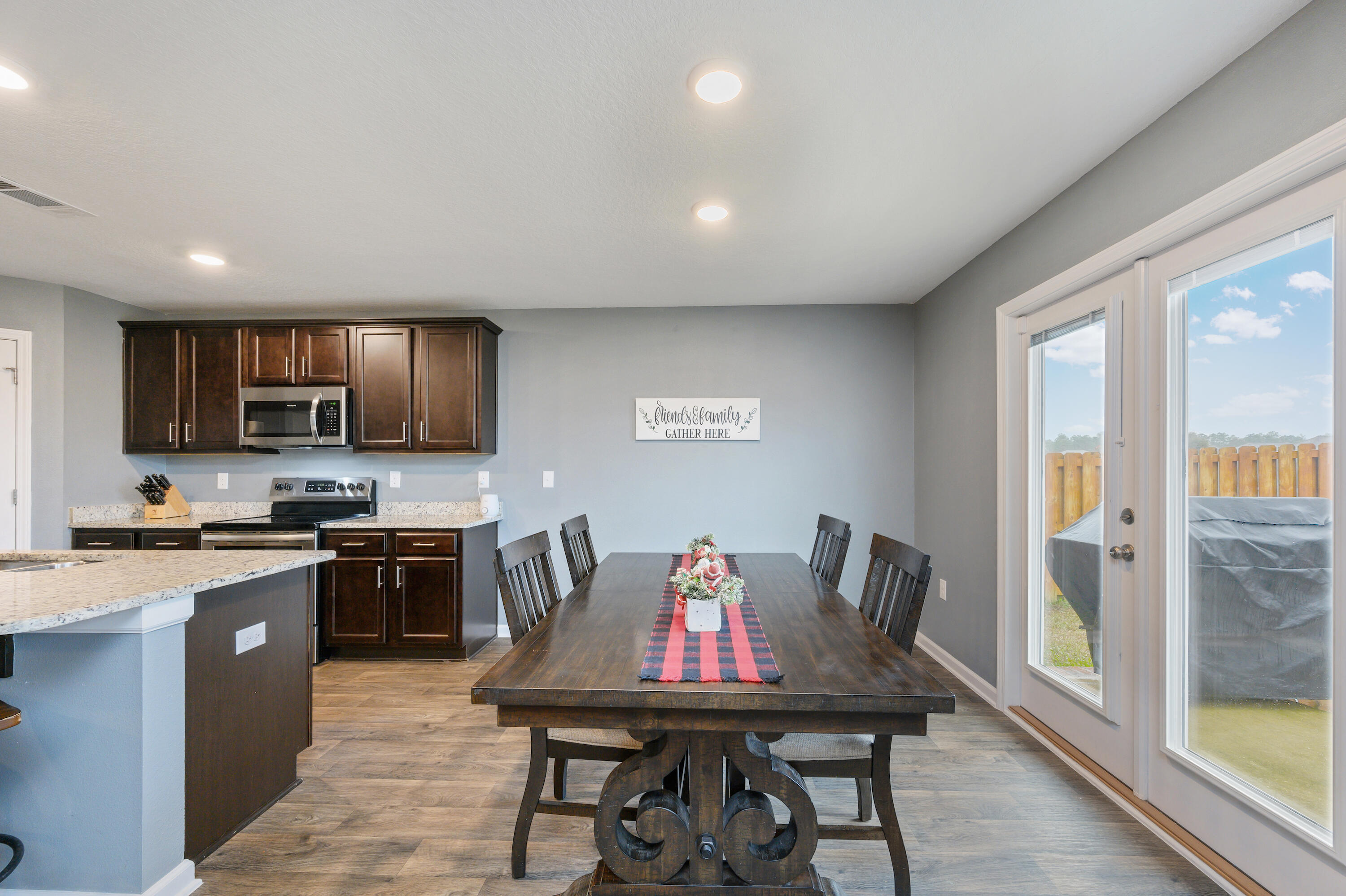 Redstone Commons - Residential