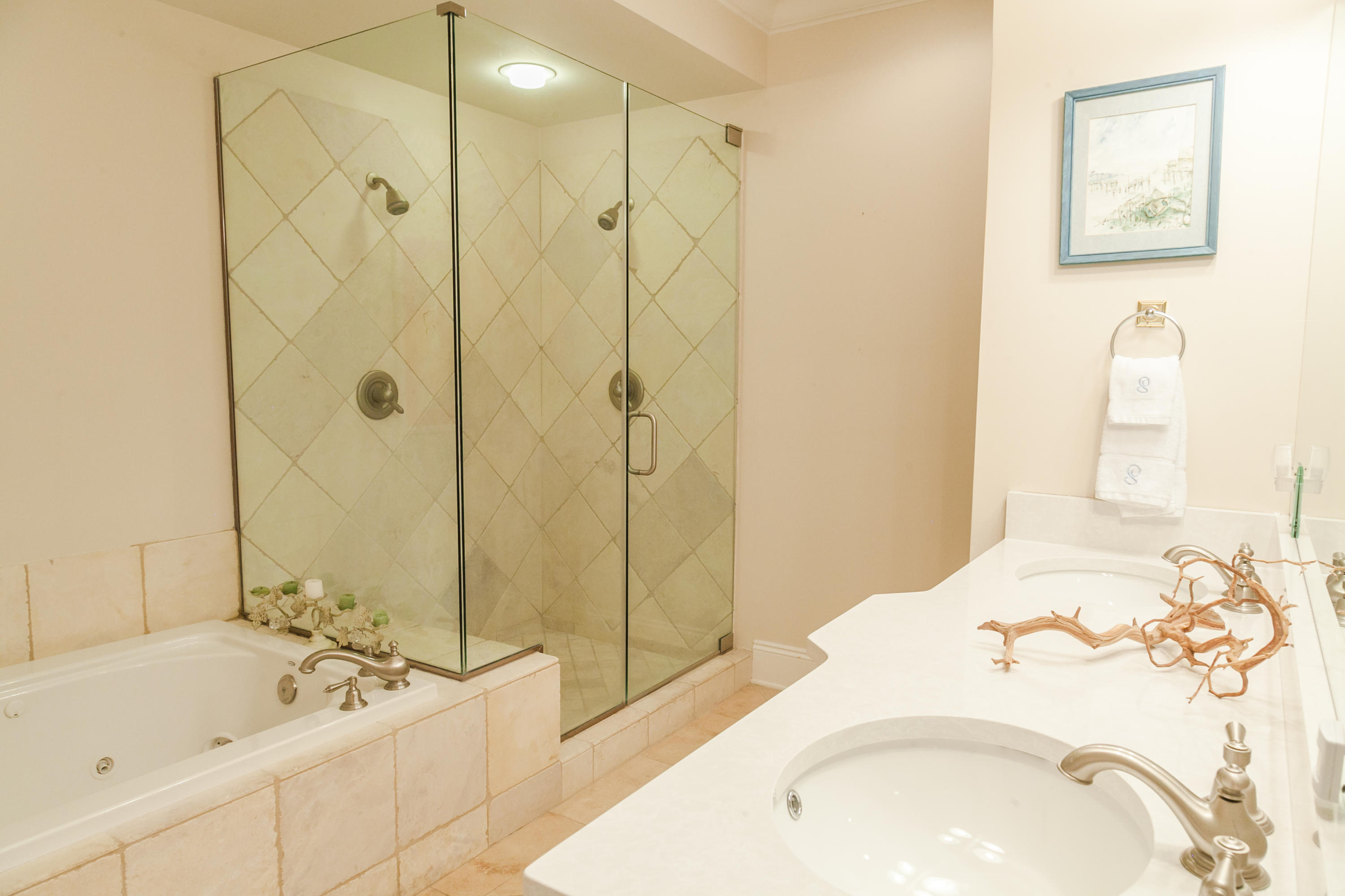 ADAGIO - Residential