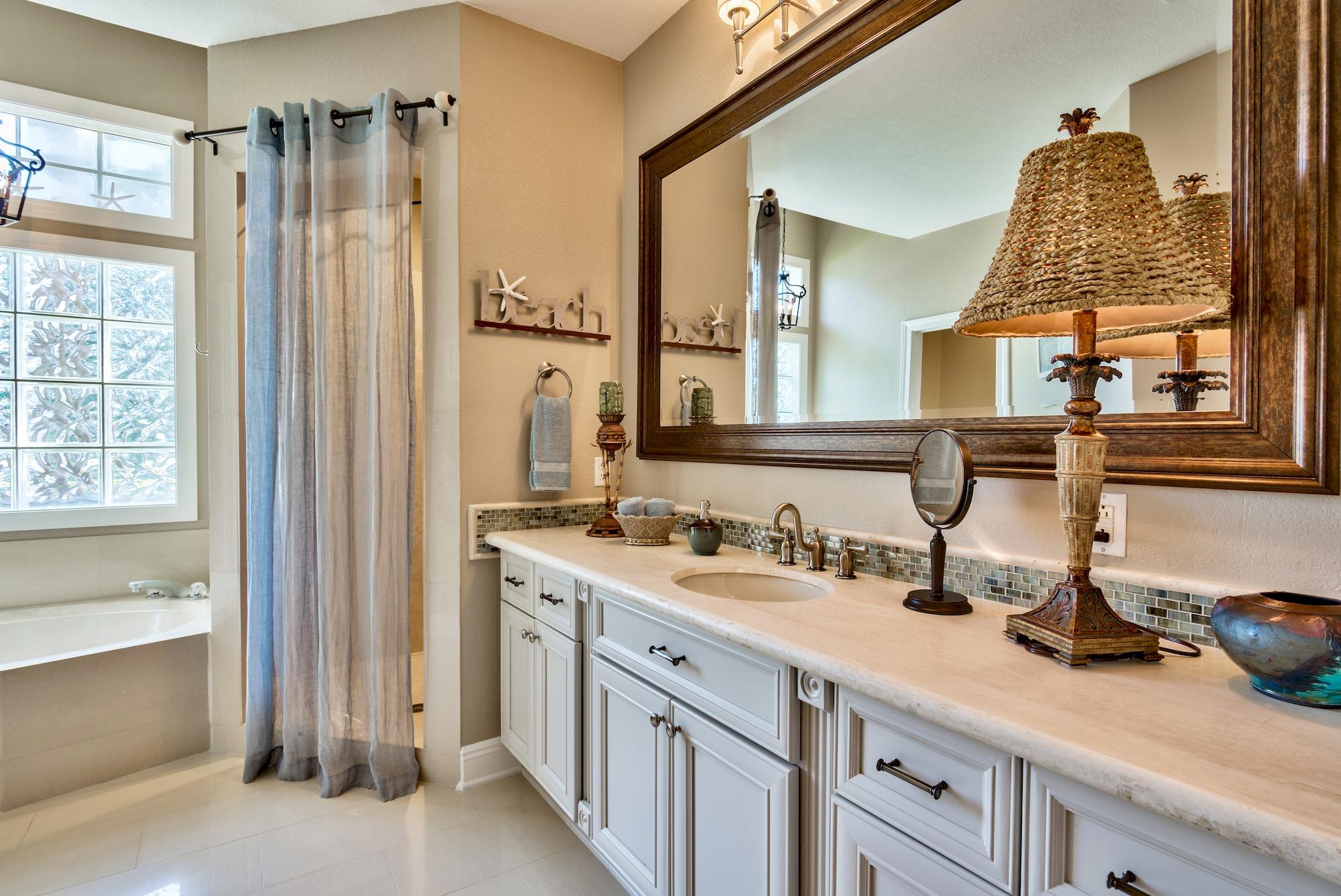 EMERALD BAY PH 1A - Residential