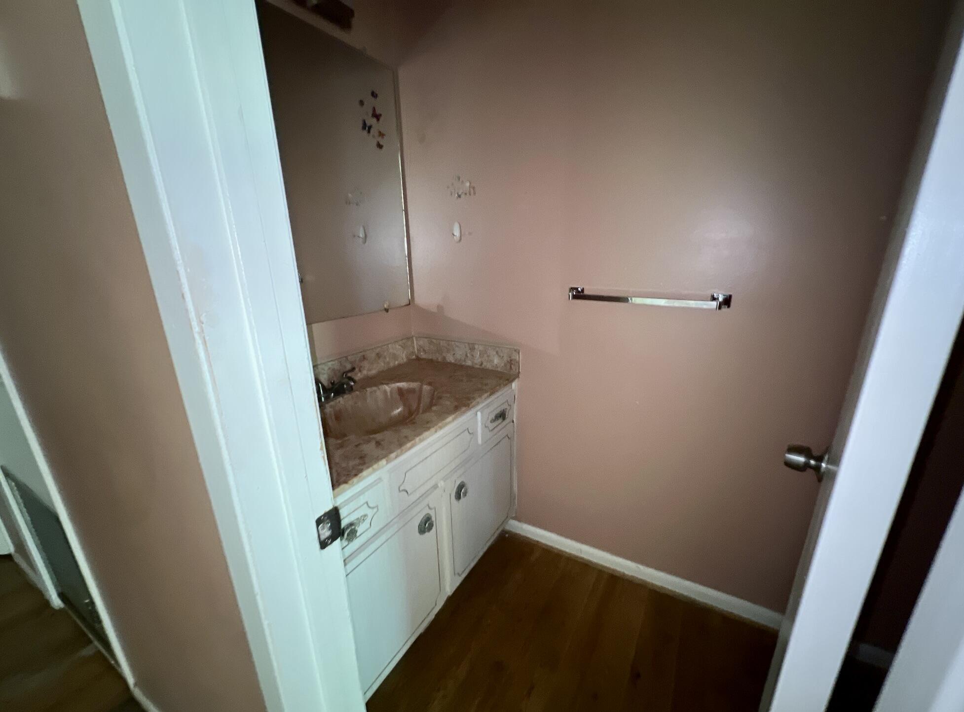 SANDALWOOD T/H - Residential