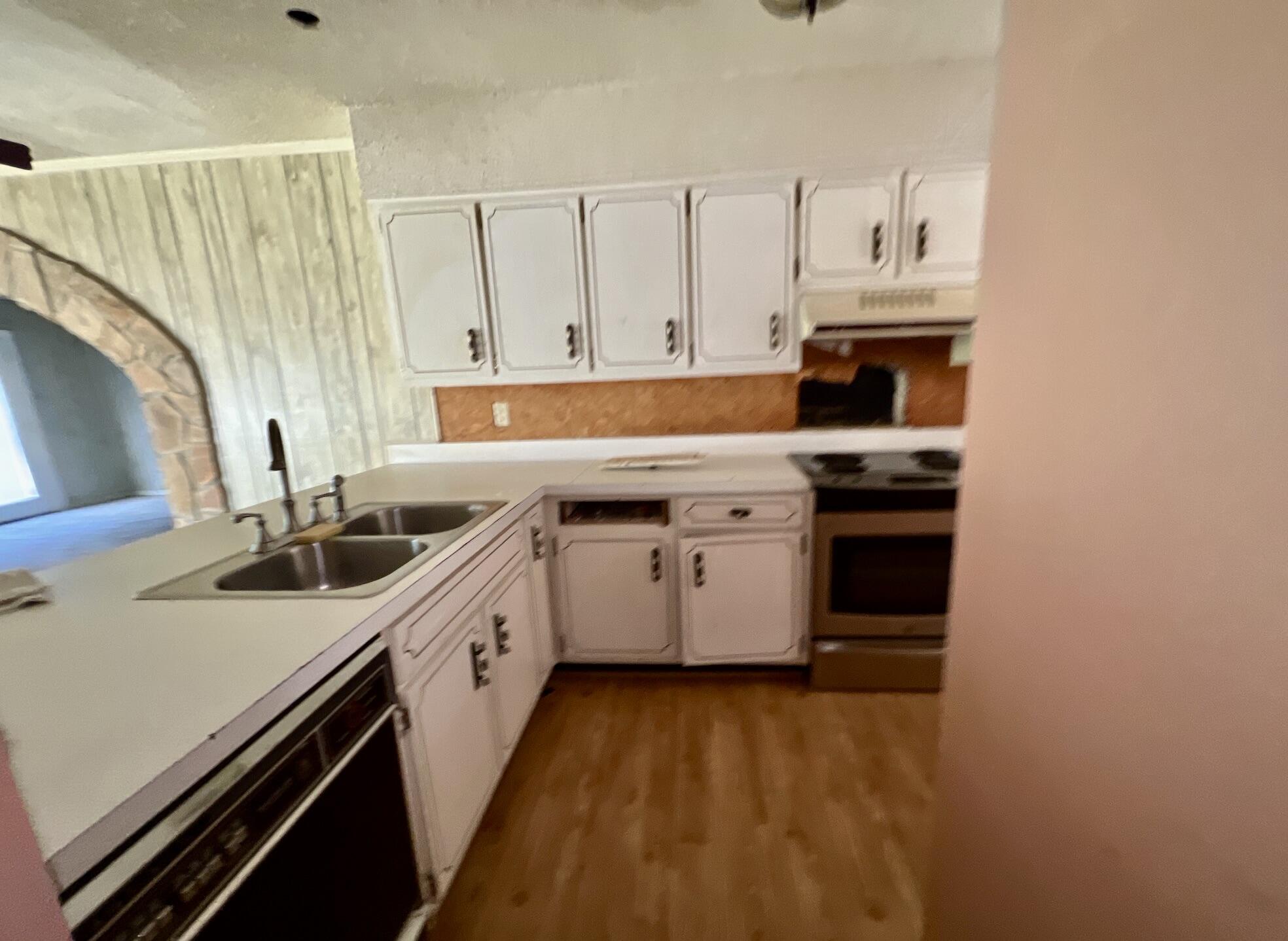 SANDALWOOD T/H - Residential