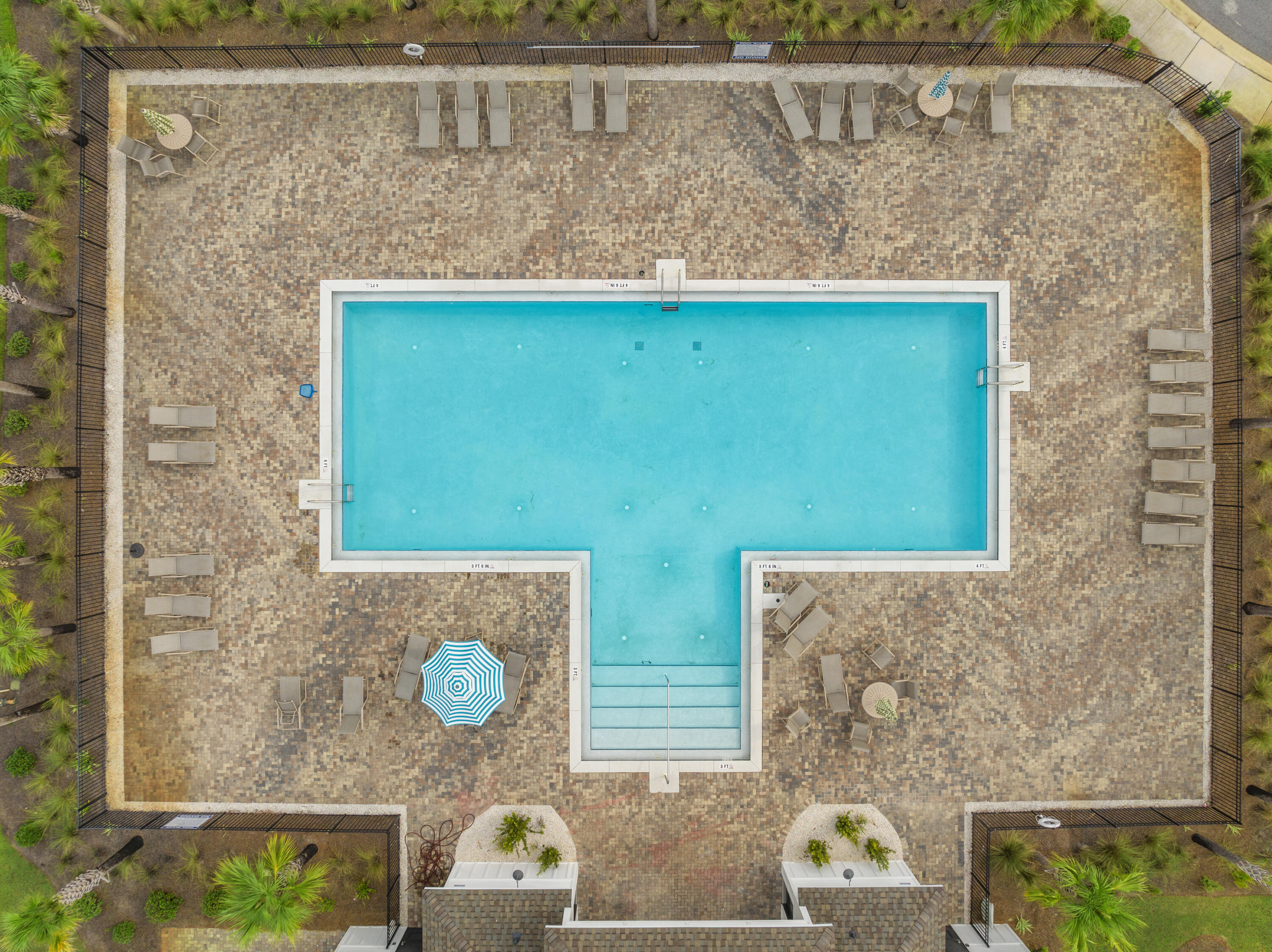 LAKEVIEW - Residential