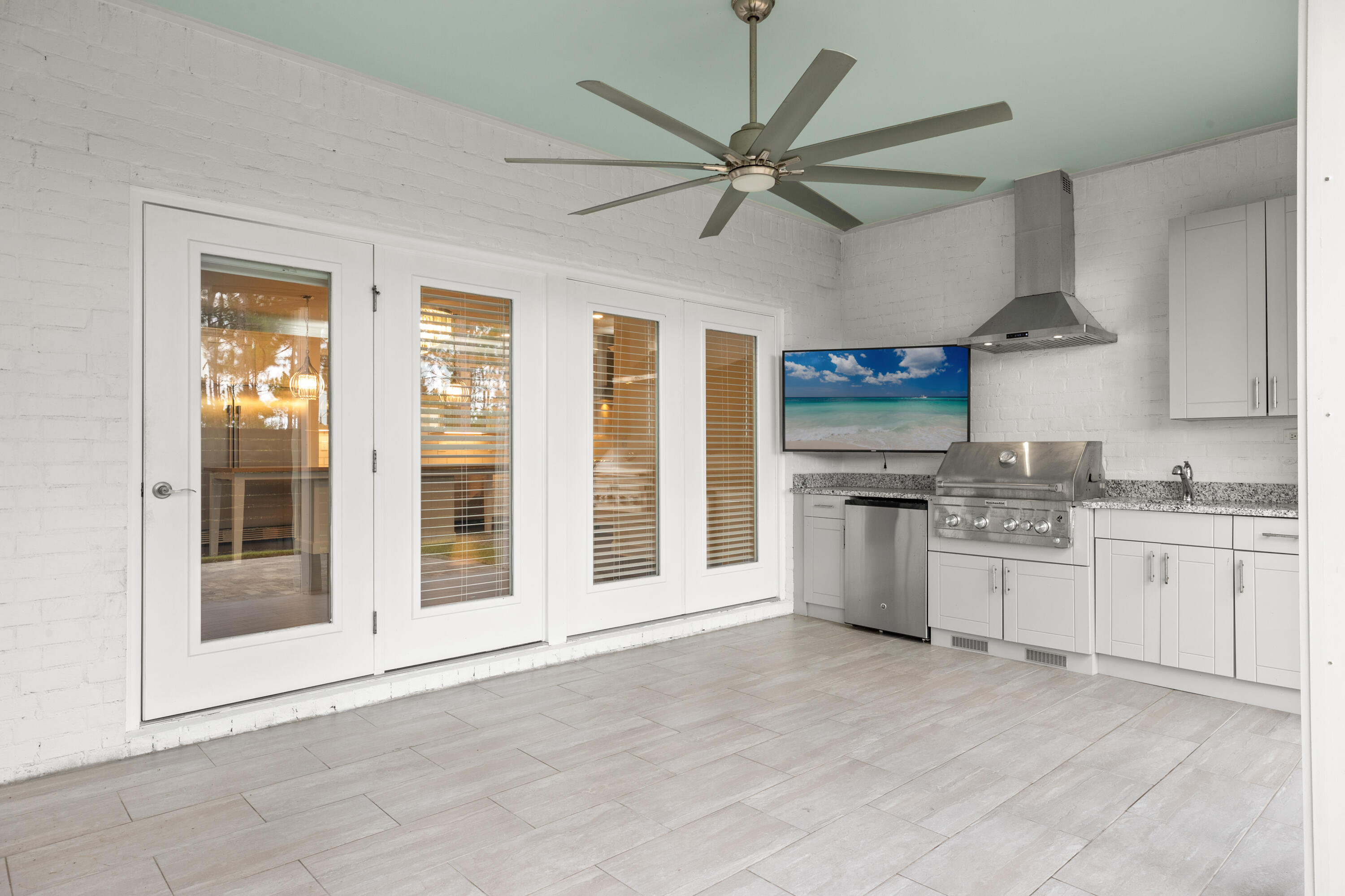 LAKEVIEW - Residential