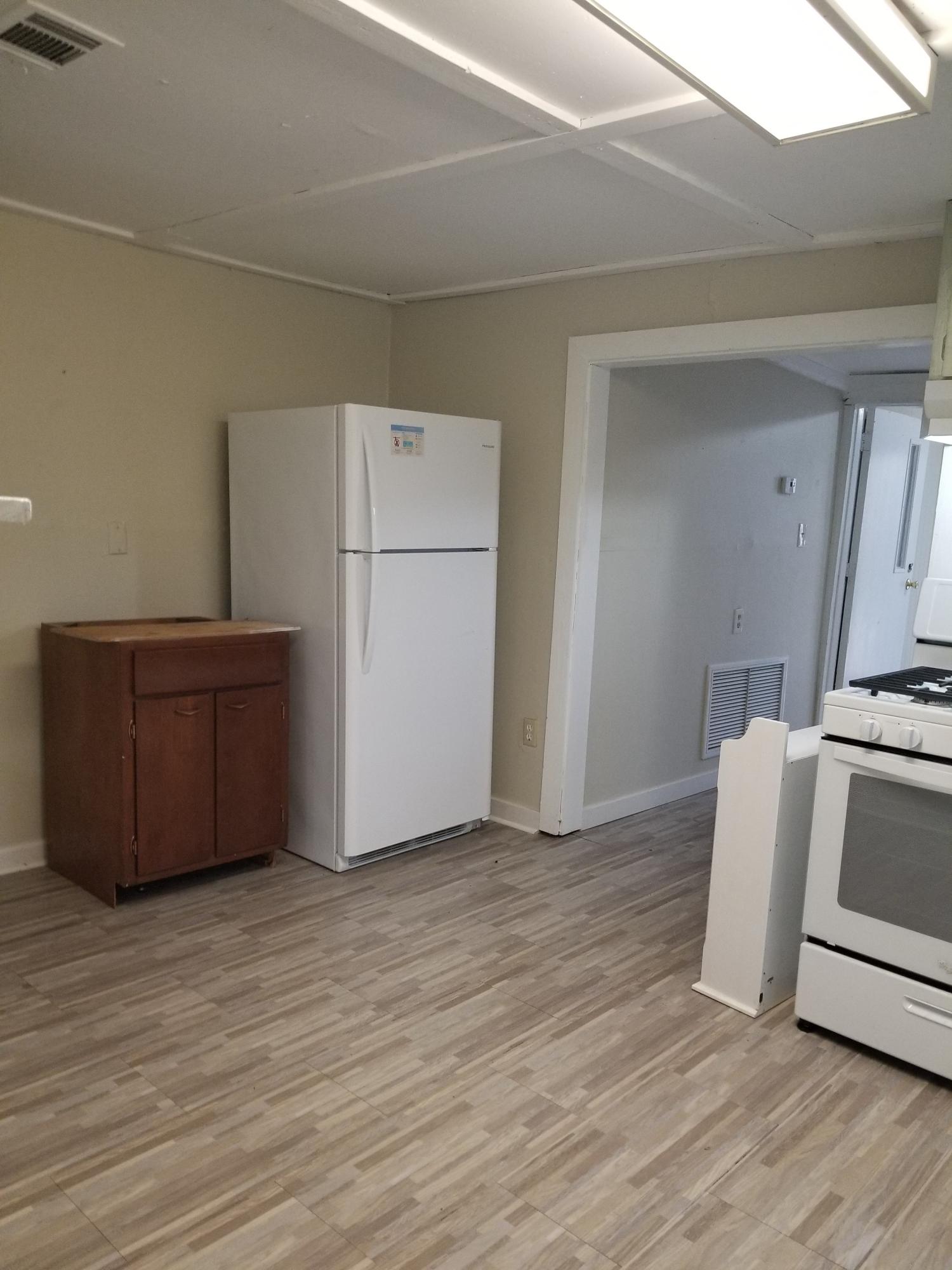 LEON HEIGHTS - Residential Lease