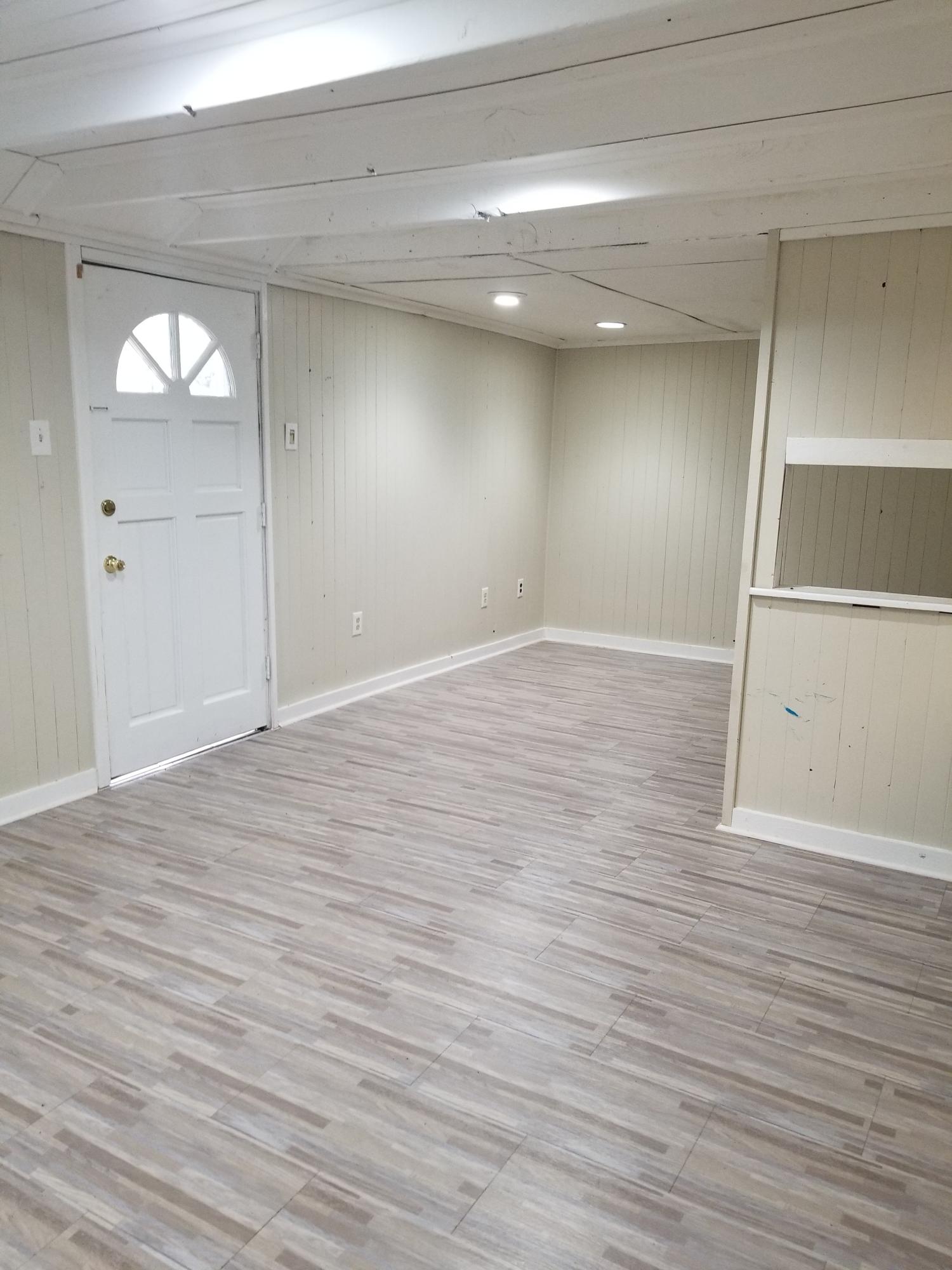 LEON HEIGHTS - Residential Lease