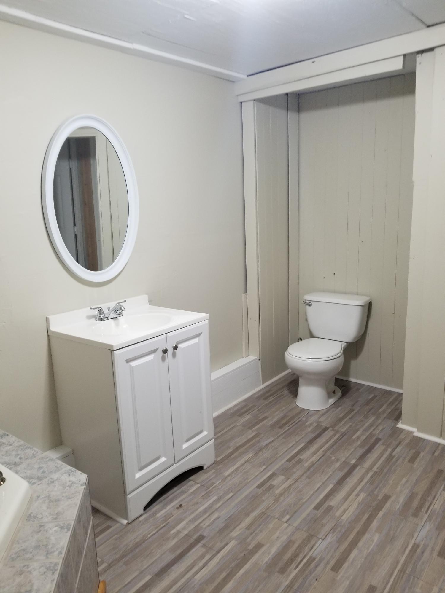 LEON HEIGHTS - Residential Lease