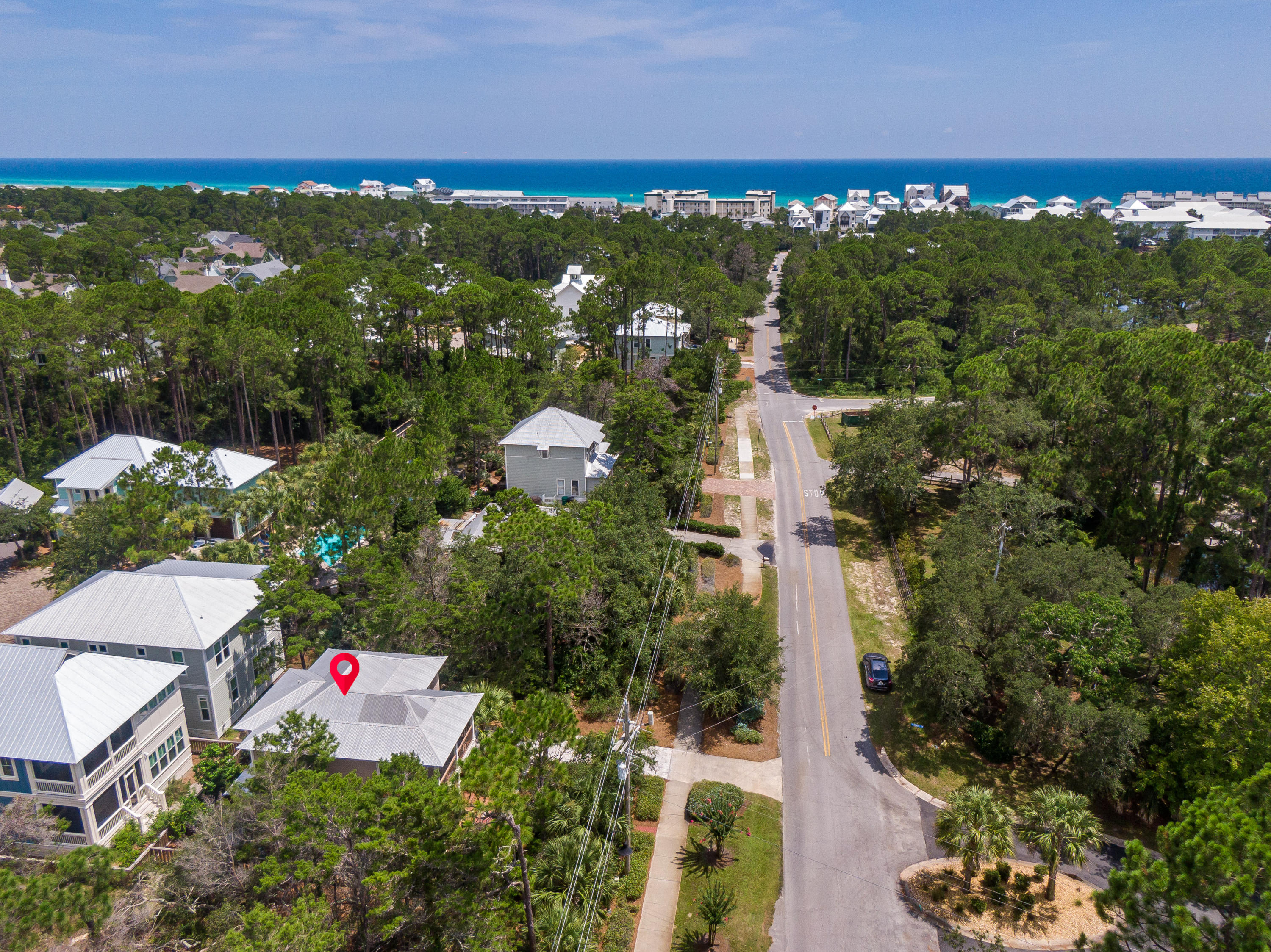 COTTAGES AT EASTERN LAKE - Residential