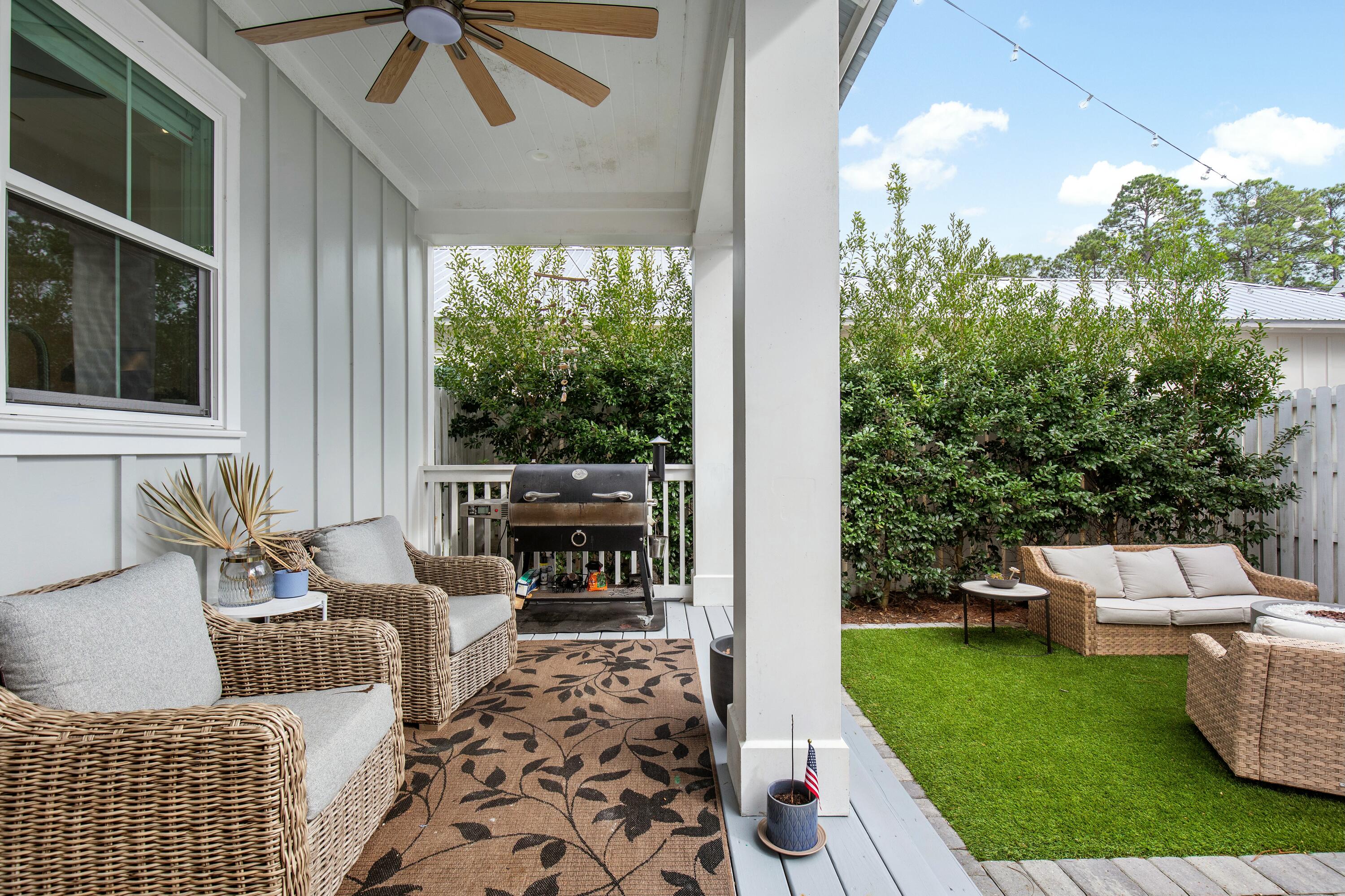 GRAYTON BAYOU - Residential