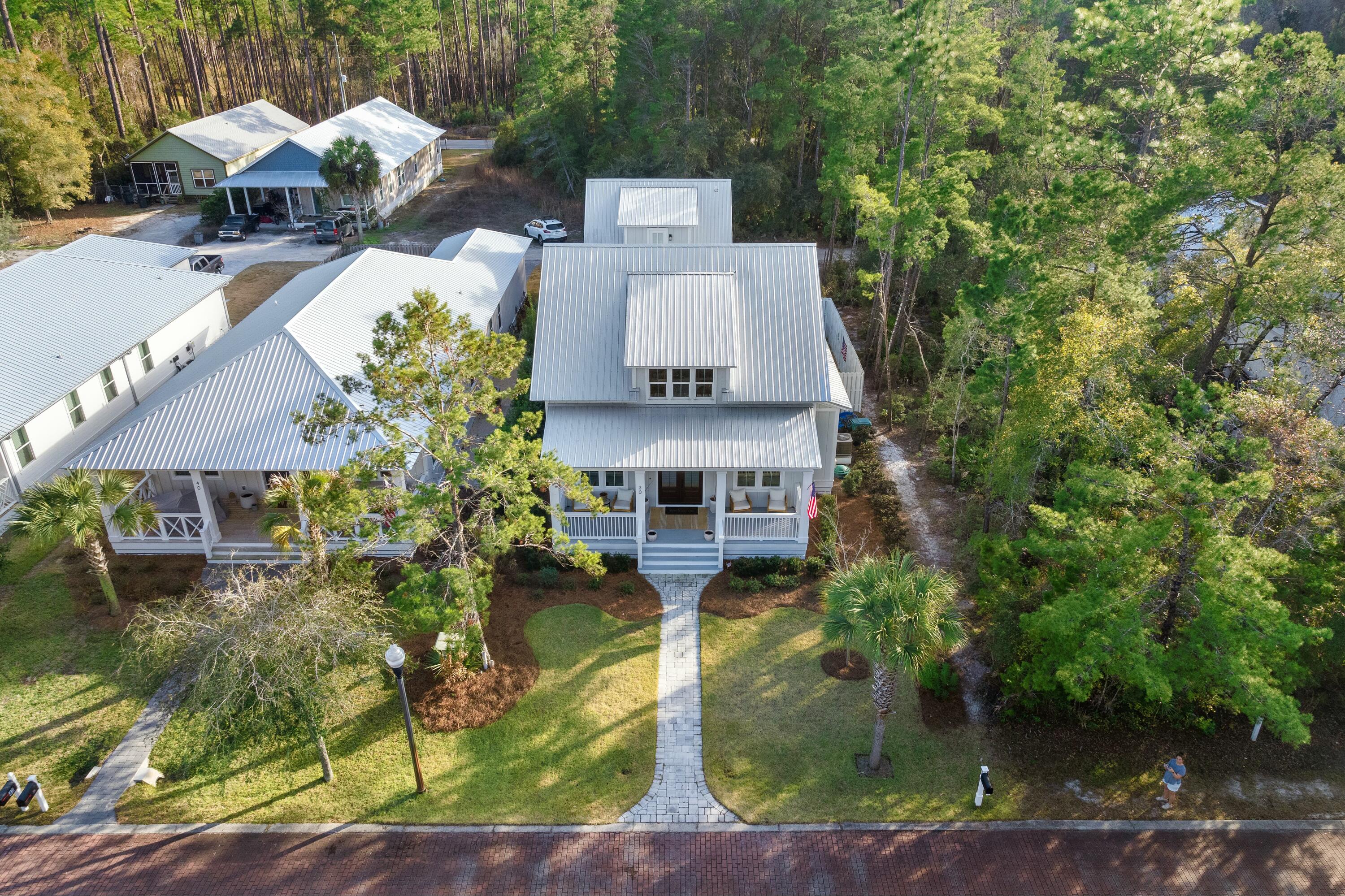 GRAYTON BAYOU - Residential