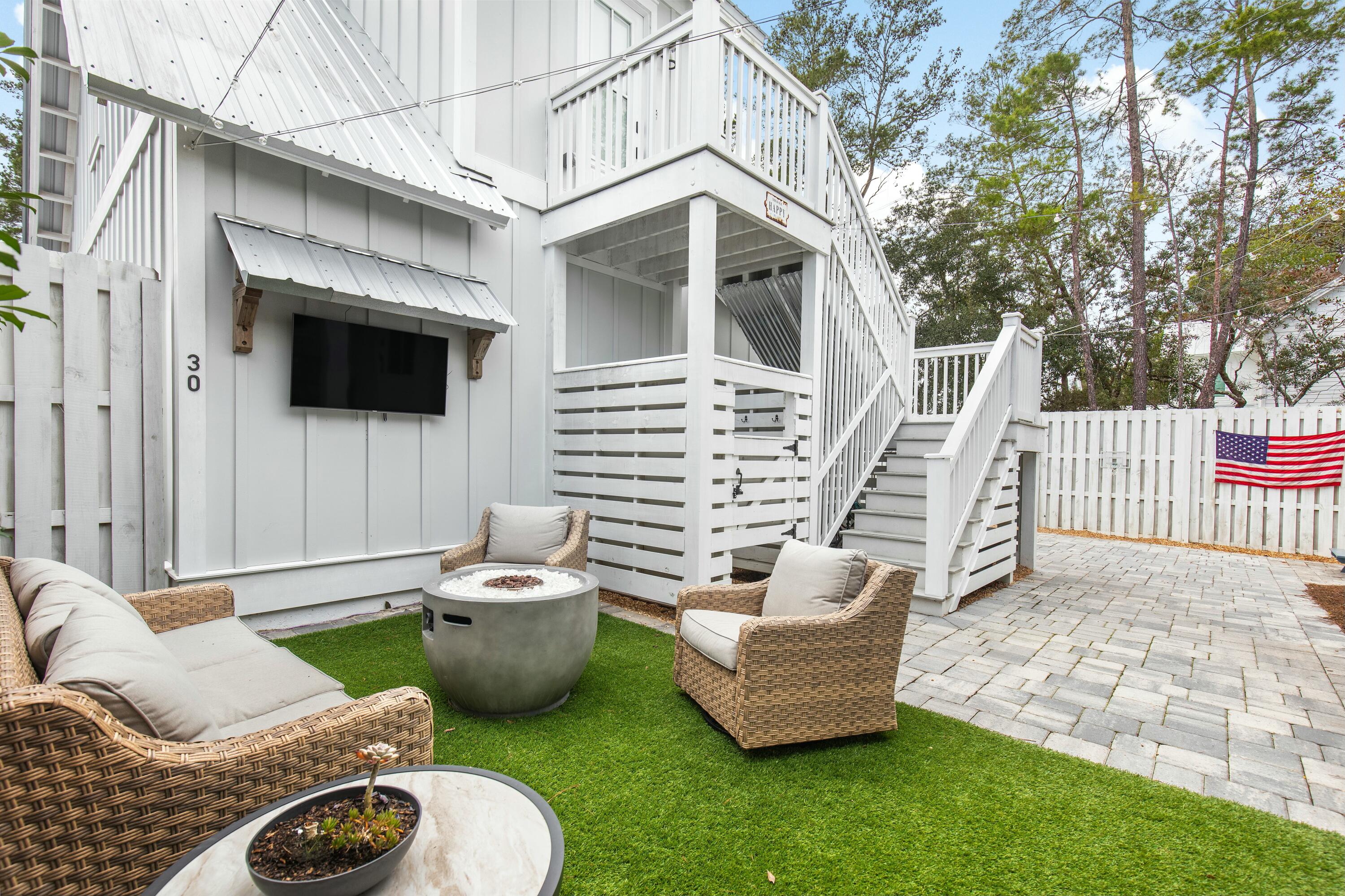 GRAYTON BAYOU - Residential