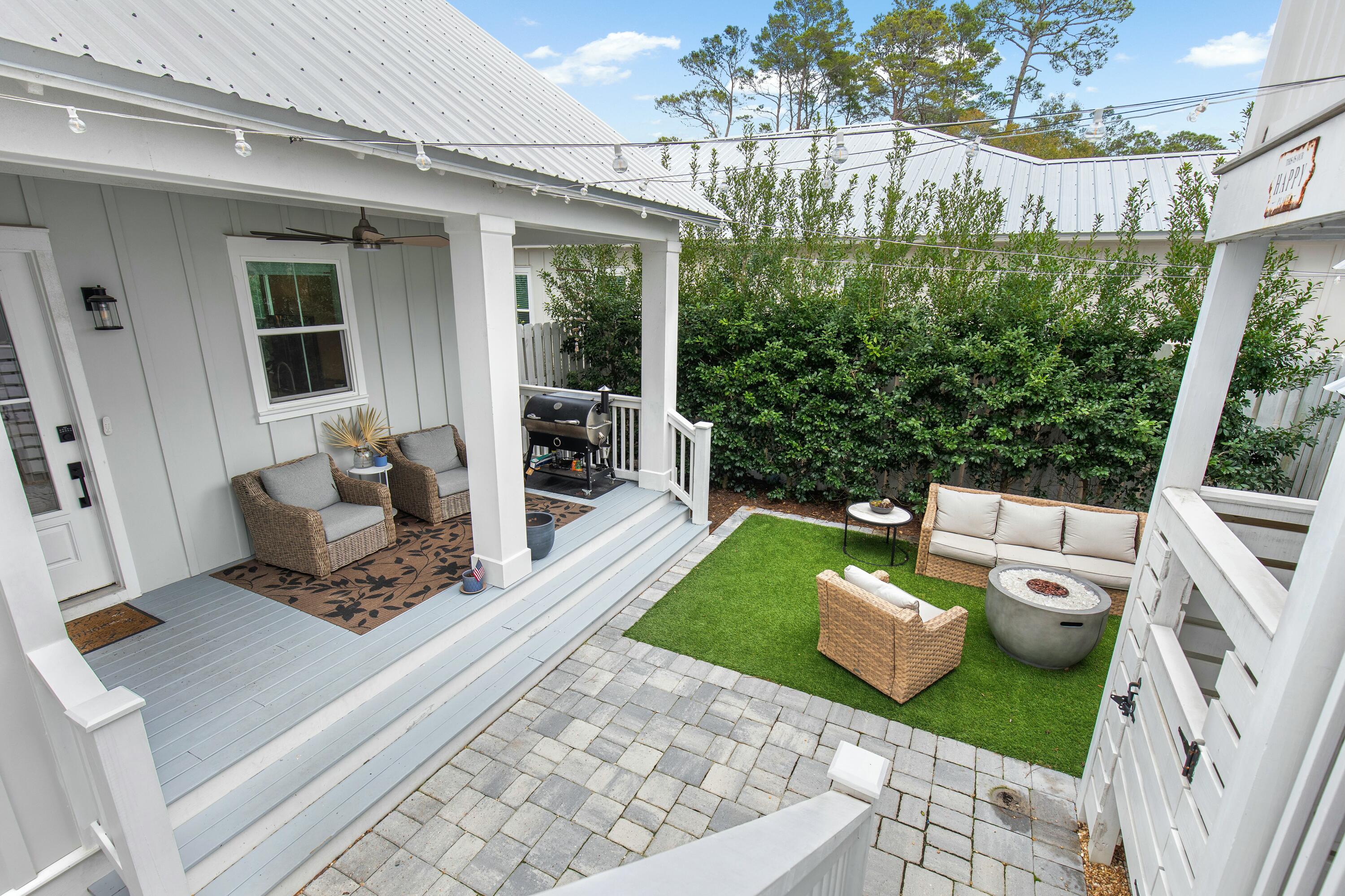 GRAYTON BAYOU - Residential