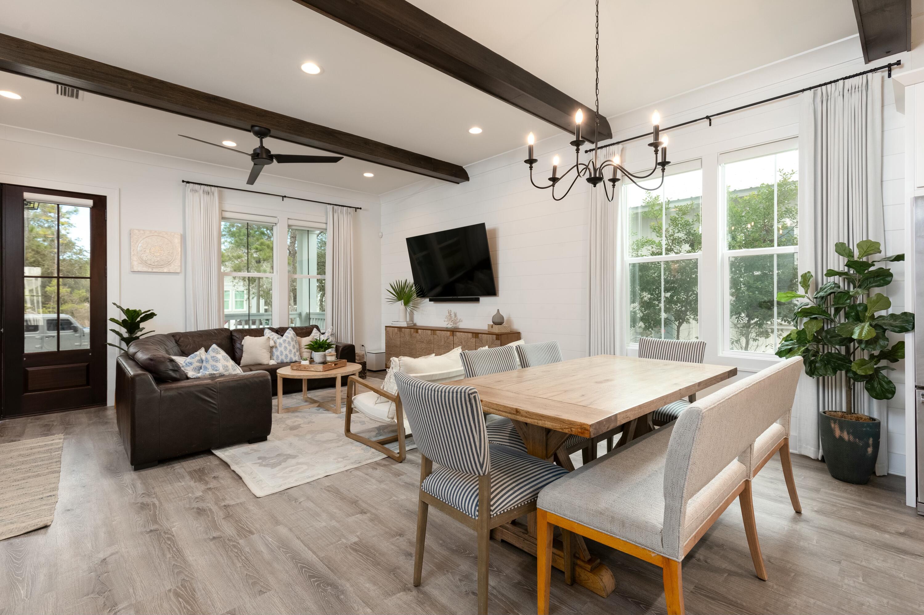 GRAYTON BAYOU - Residential