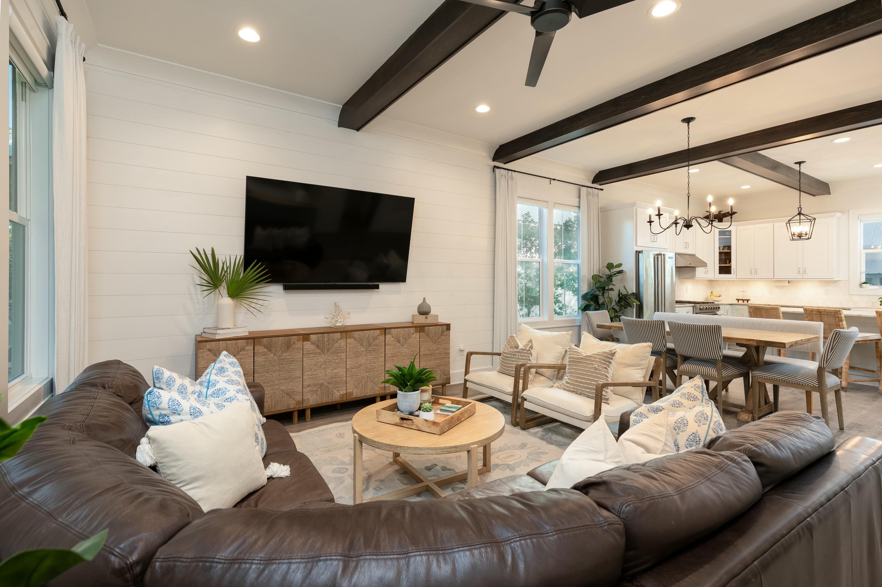 GRAYTON BAYOU - Residential