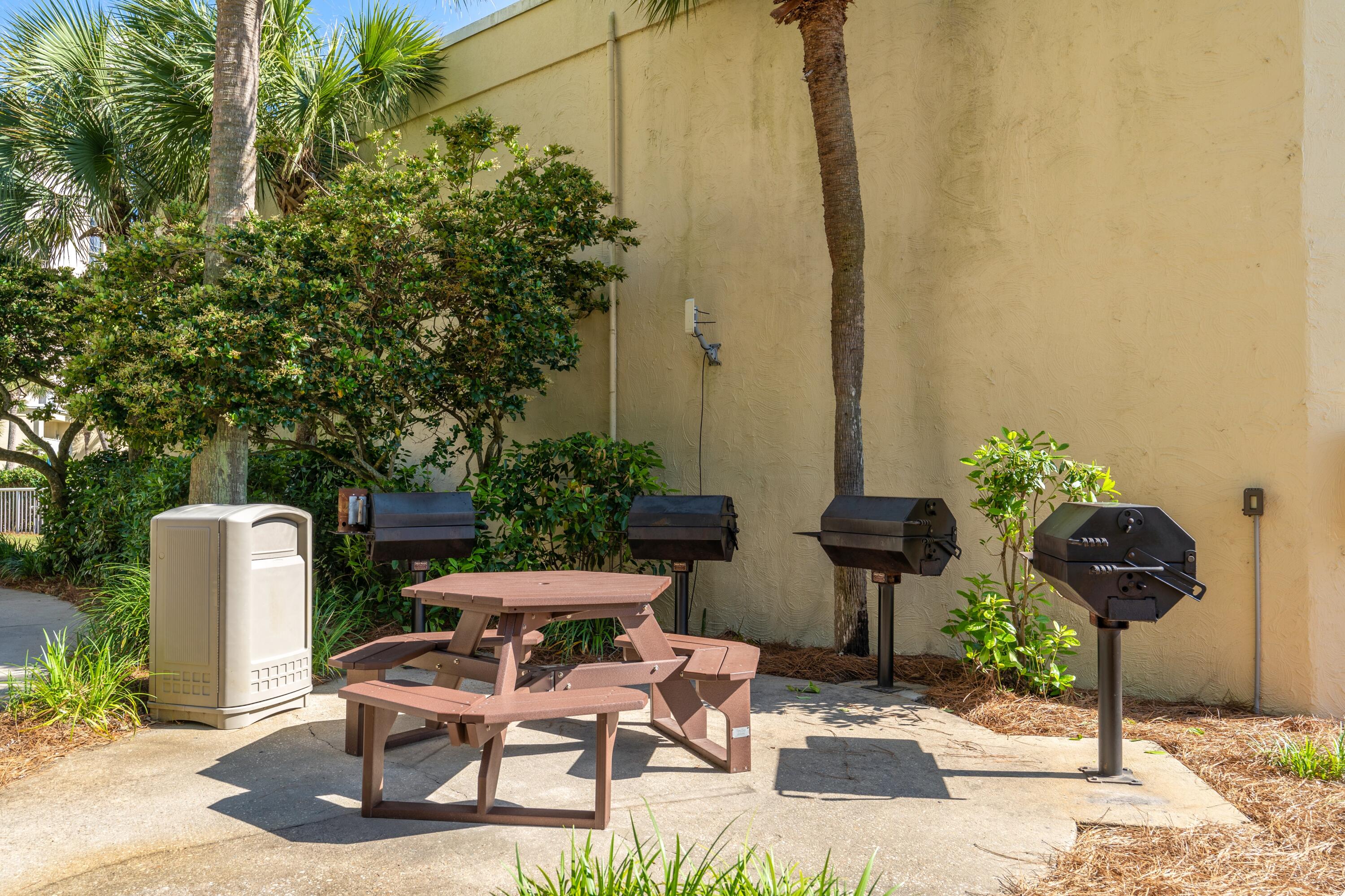 SILVER DUNES CONDO - Residential
