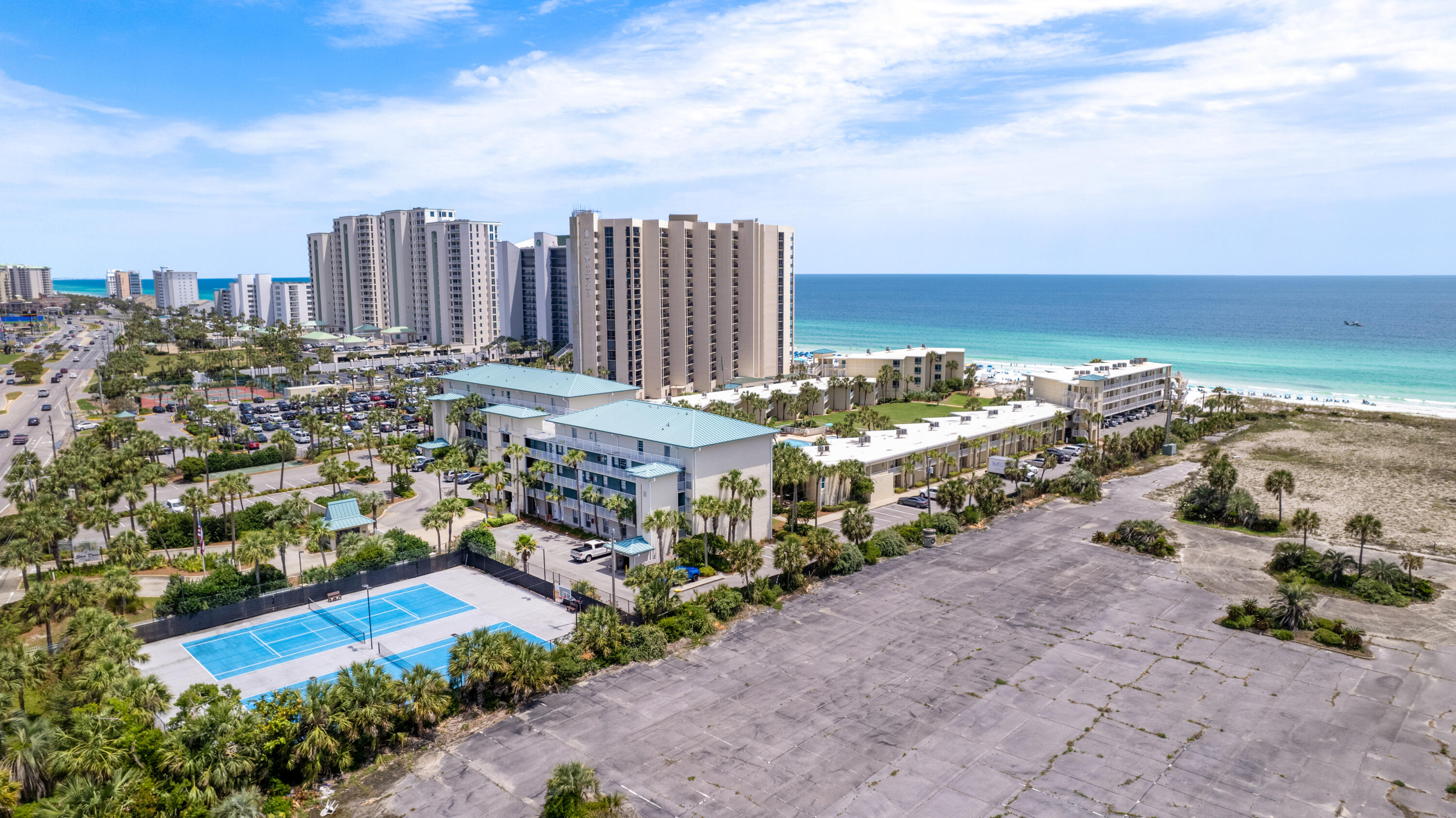 SILVER DUNES CONDO - Residential