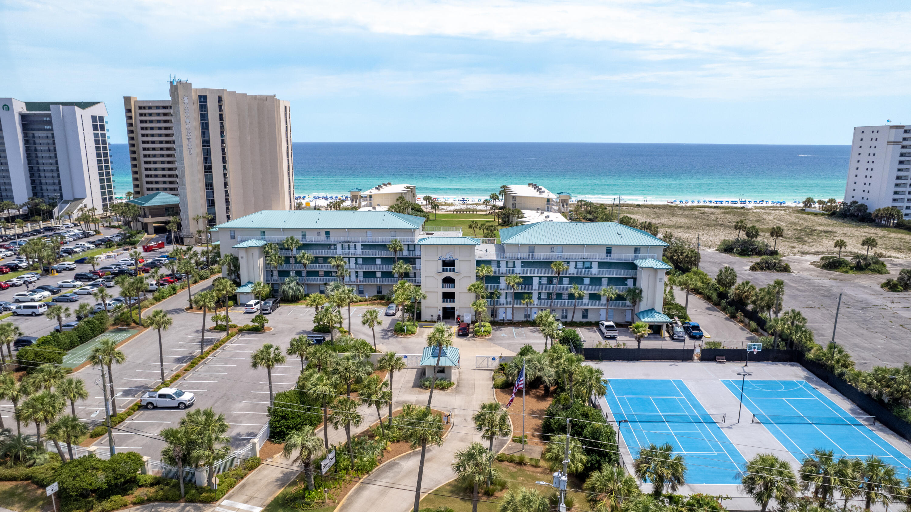 SILVER DUNES CONDO - Residential