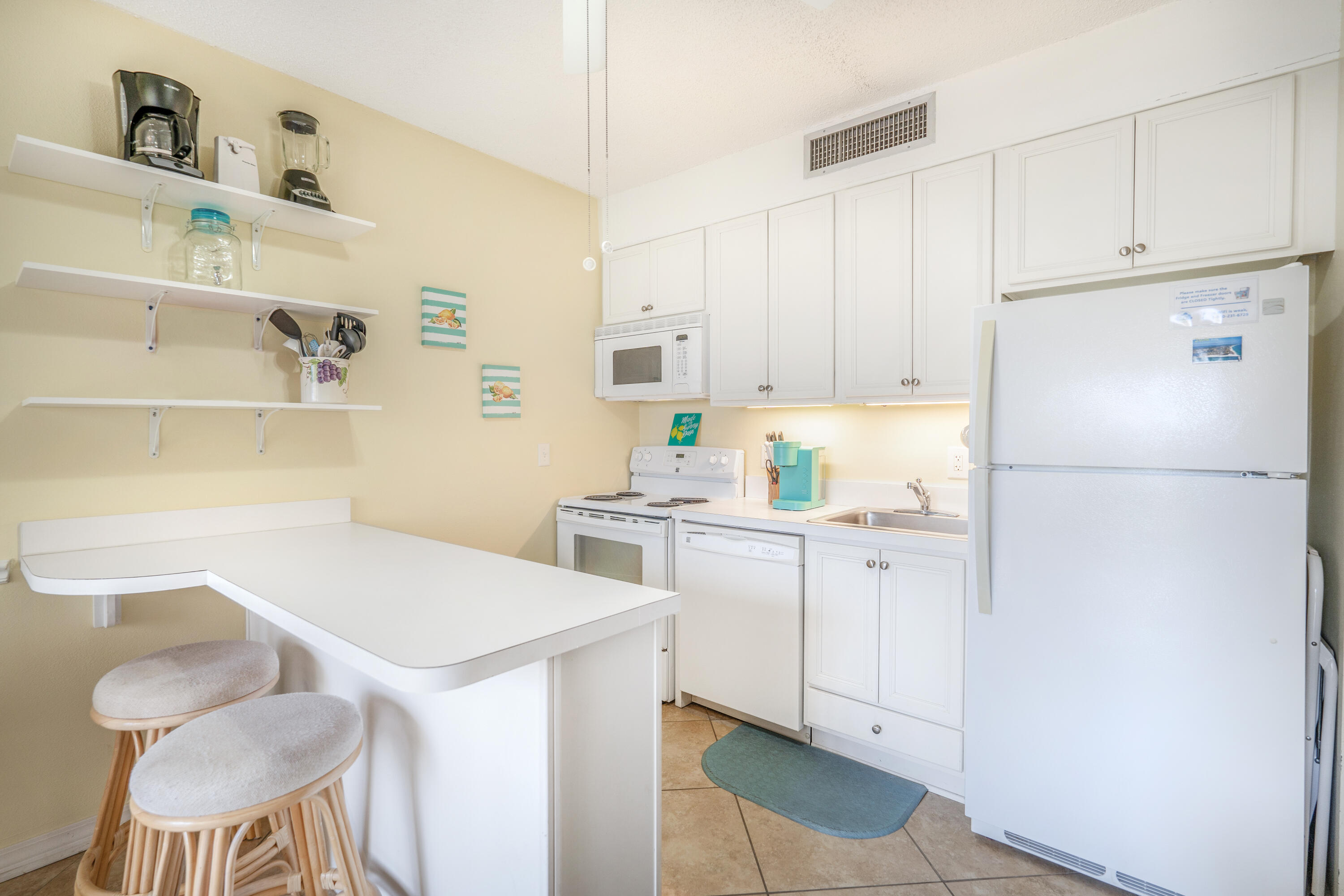 SILVER DUNES CONDO - Residential