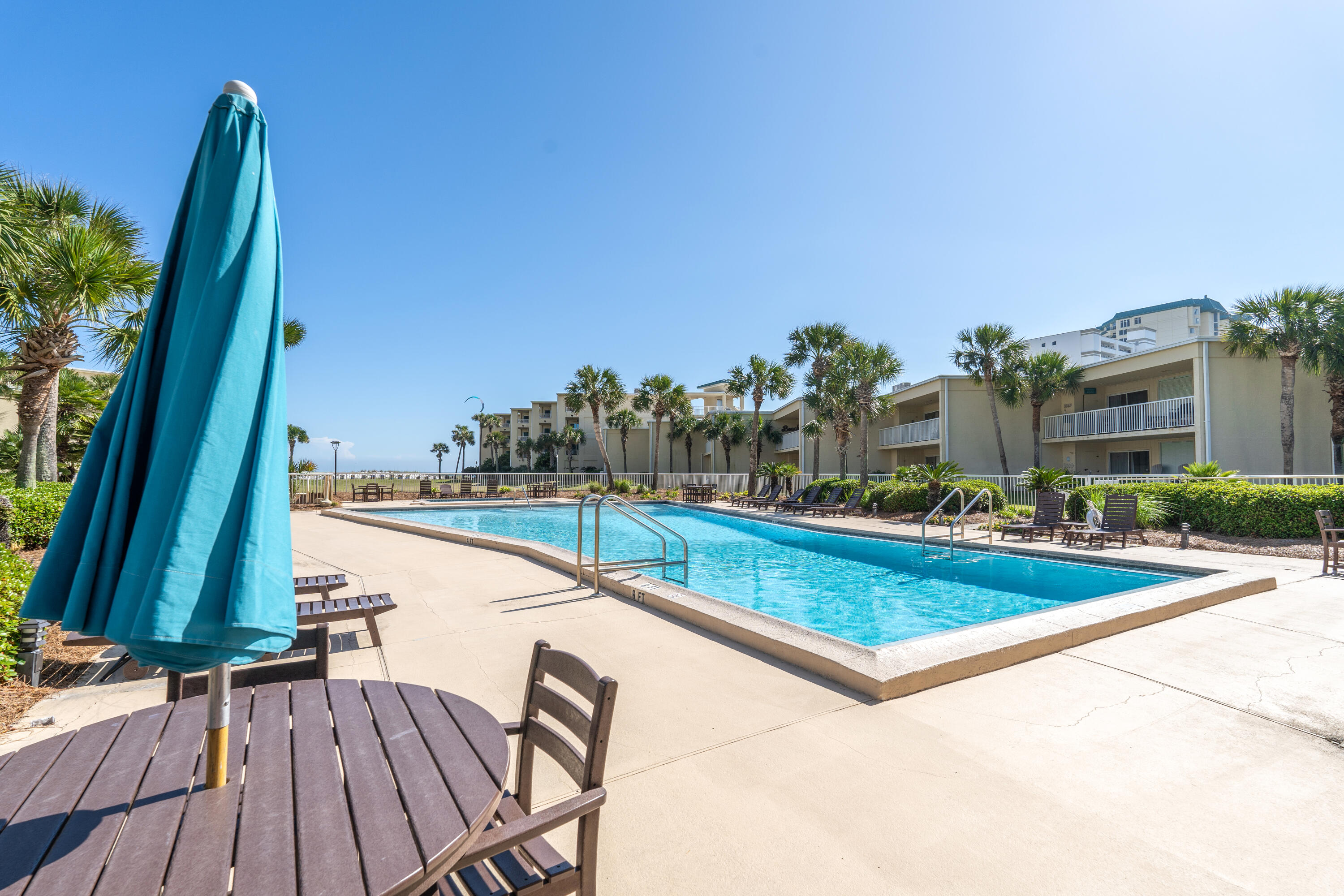 SILVER DUNES CONDO - Residential