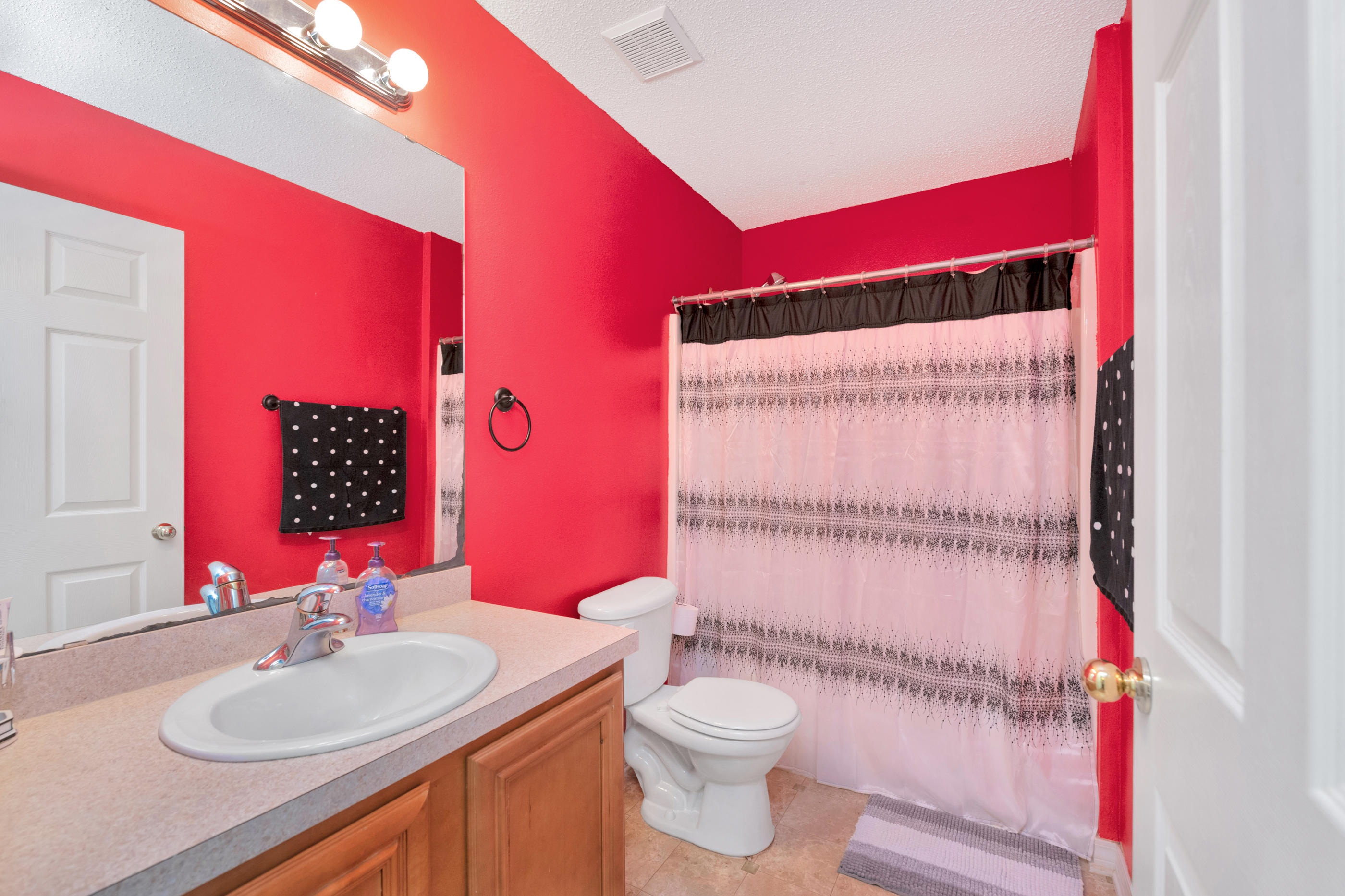 SKY RIDGE ESTATES 1ST ADD - Residential