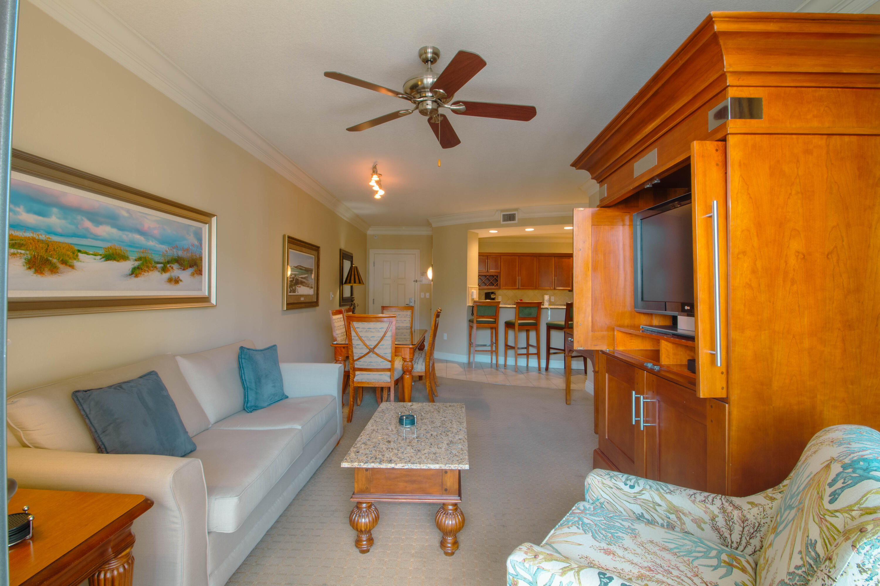 EMERALD GRANDE - Residential