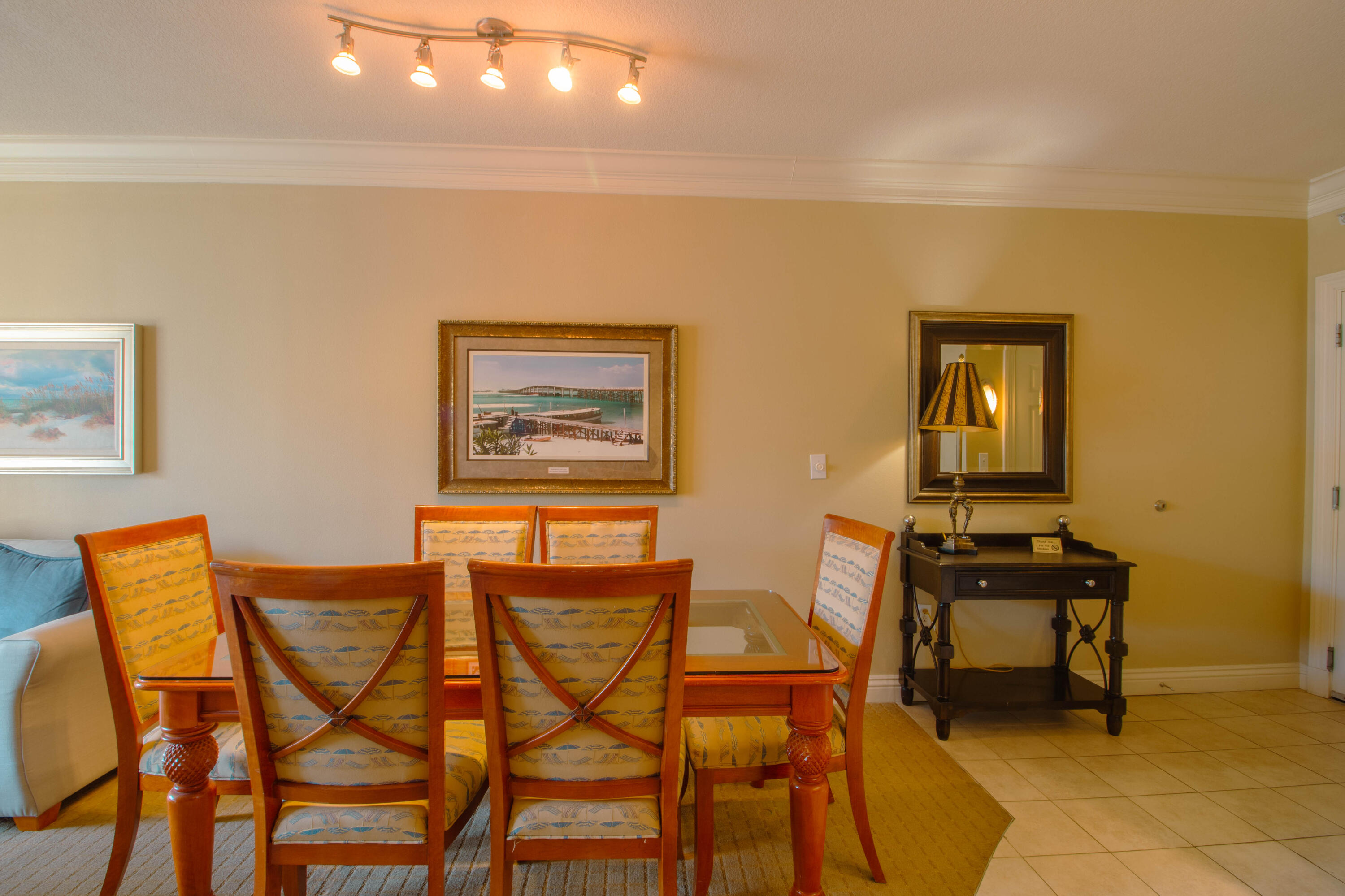 EMERALD GRANDE - Residential