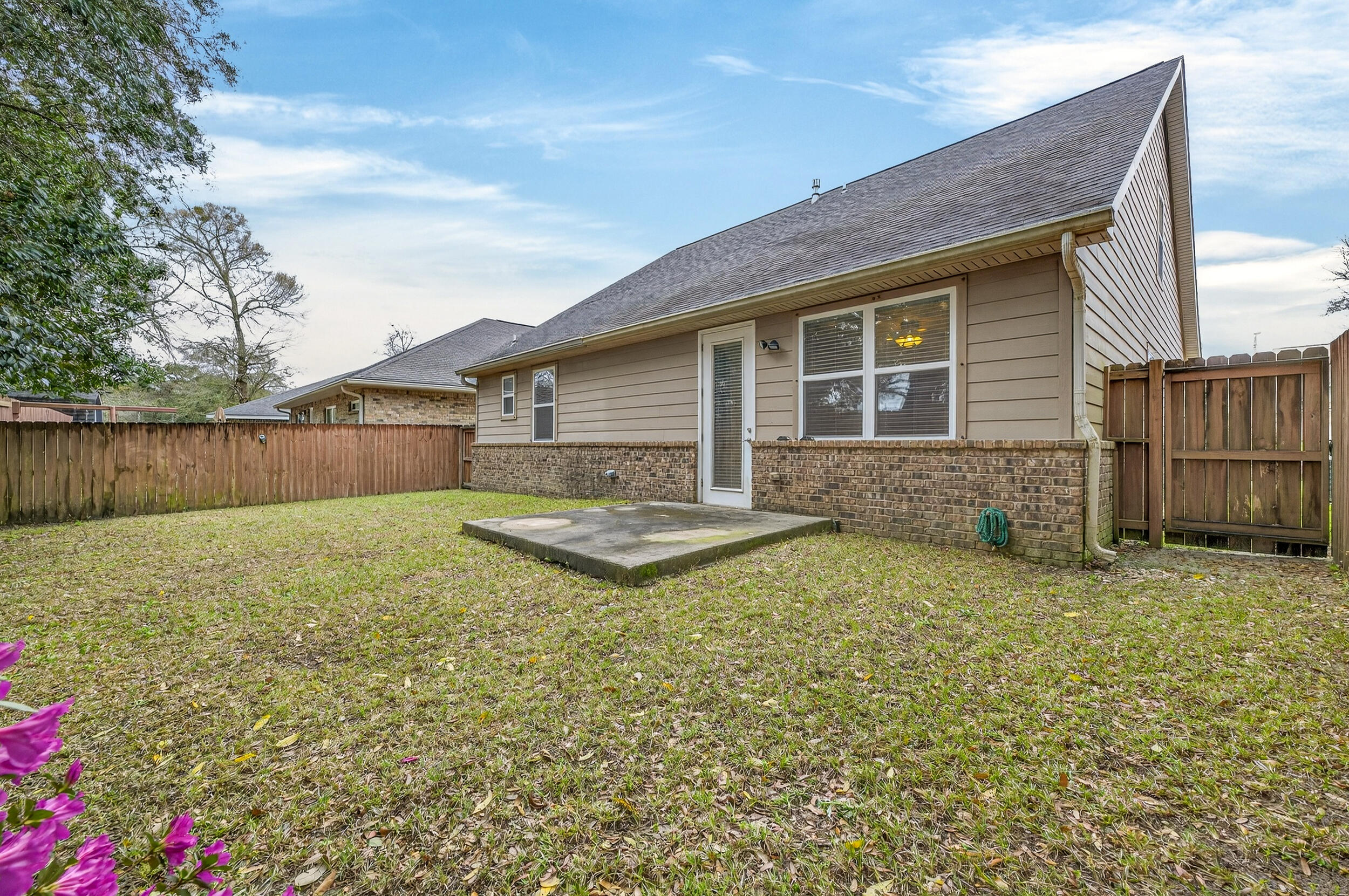 Arrowhead Way - Residential