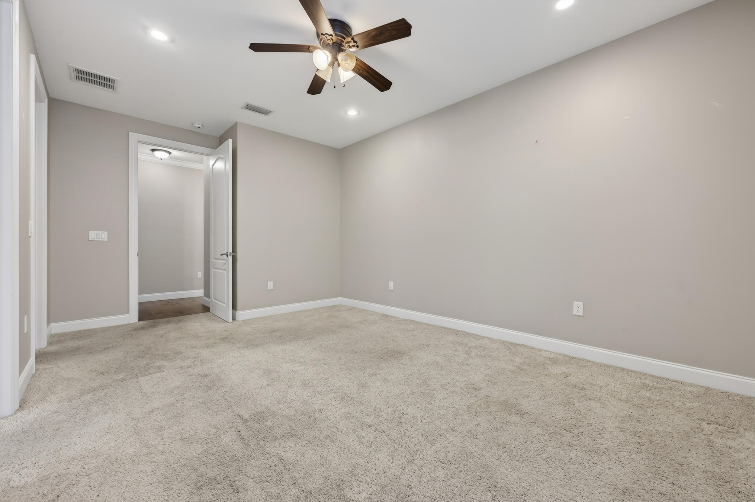 Arrowhead Way - Residential