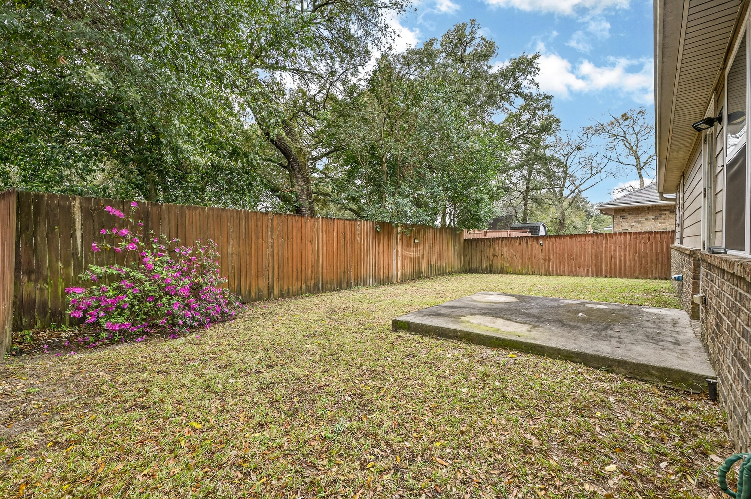 Arrowhead Way - Residential